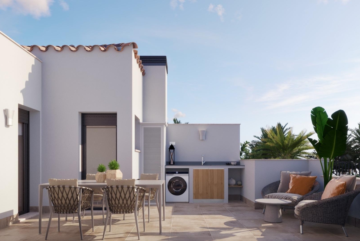 Bright rooftop solarium with stylish outdoor dining and lounge area in modern 2 bedroom townhouse in Santa Rosalía, Torre Pacheco