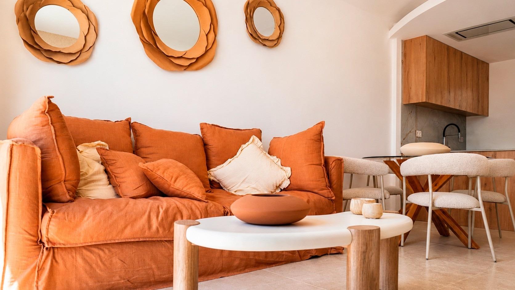 Modern New Build 2 Bedroom Townhouse with Solarium and Communal Pool for Sale in Dolores