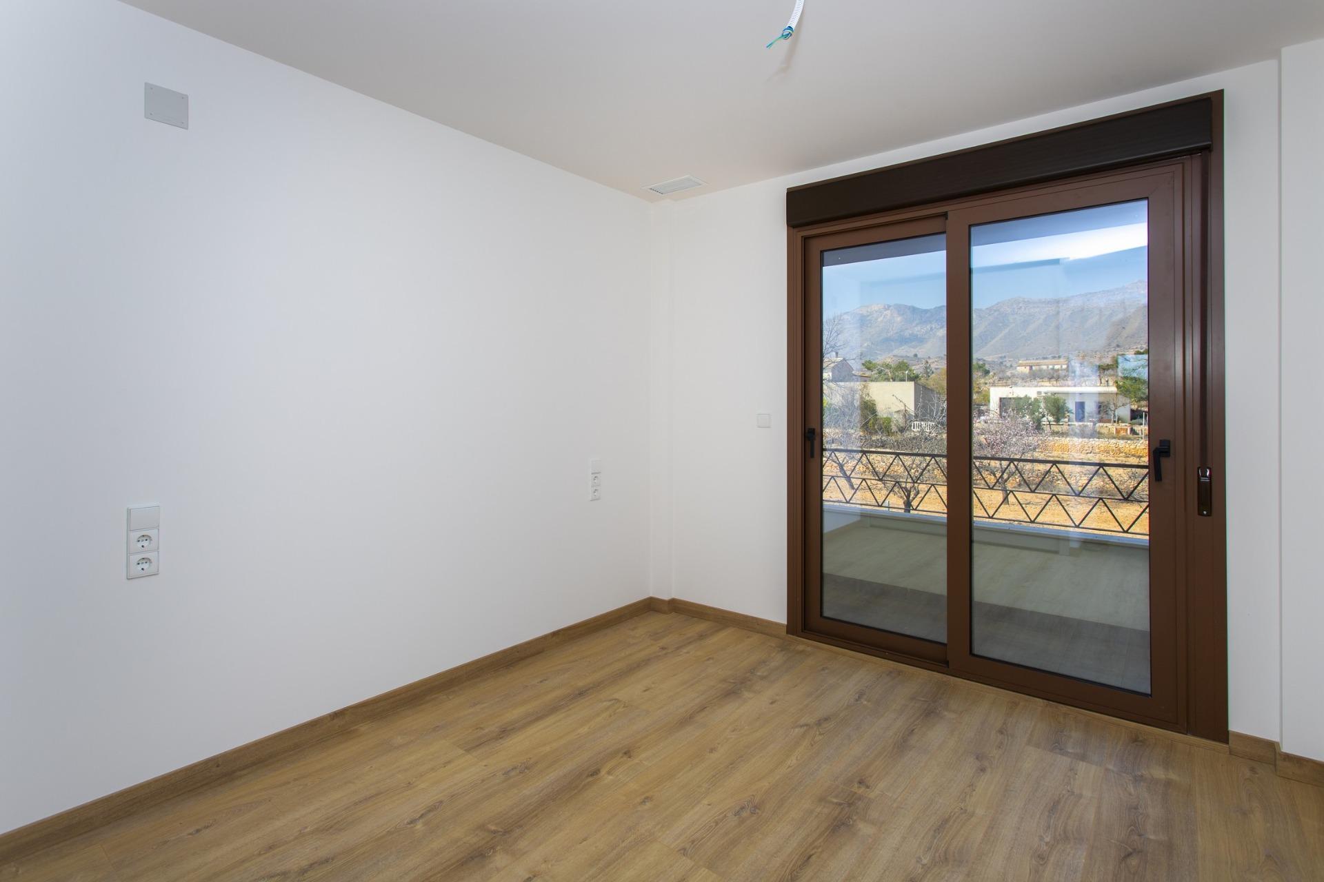 Key-Ready New Build 3 Bedroom Top Floor Apartment with 99 m² Terrace and Solarium for Sale in Hondón de las Nieves