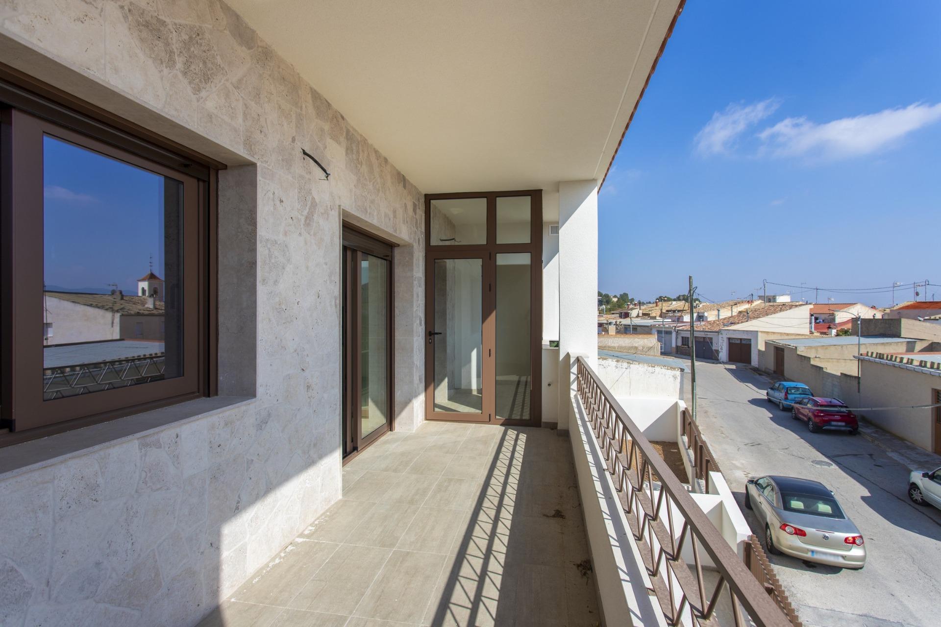Key-Ready New Build 3 Bedroom Top Floor Apartment with 99 m² Terrace and Solarium for Sale in Hondón de las Nieves