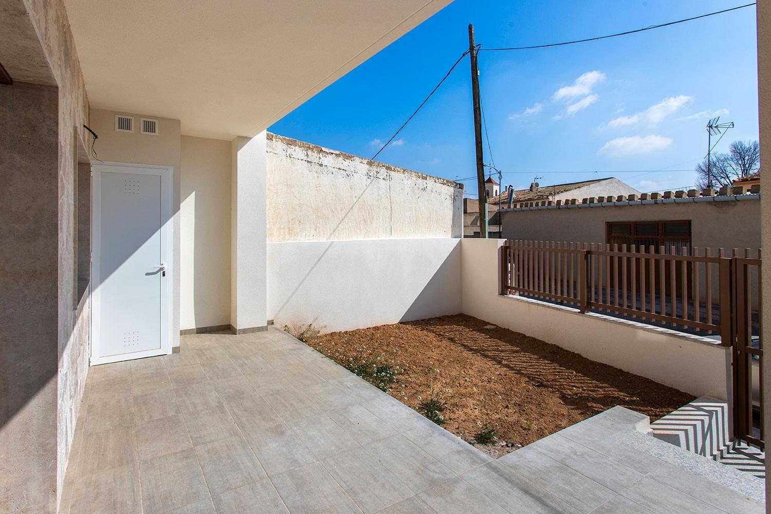 Key-Ready New Build 3 Bedroom Ground Floor Apartment with Private Garden for Sale in Hondón de las Nieves