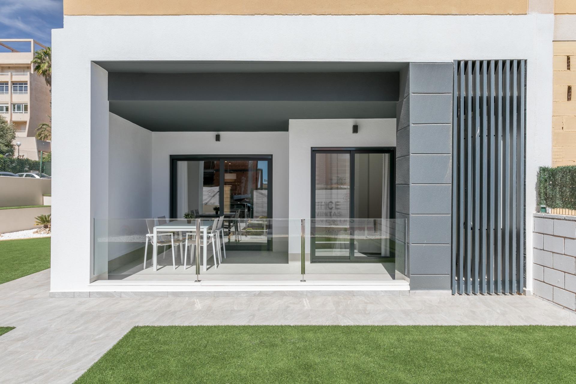 Modern New Build 2 Bedroom Ground Floor Apartment with Private Garden for Sale in Torrevieja – 700m from La Mata Beach