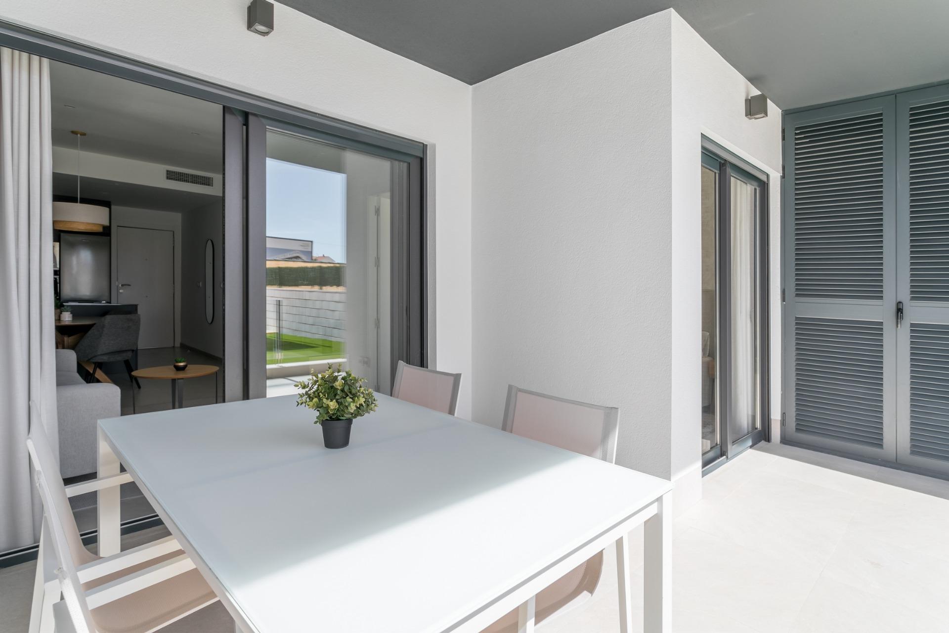 Modern New Build 2 Bedroom Apartment with Sea Views for Sale in Torrevieja – 700m from La Mata Beach