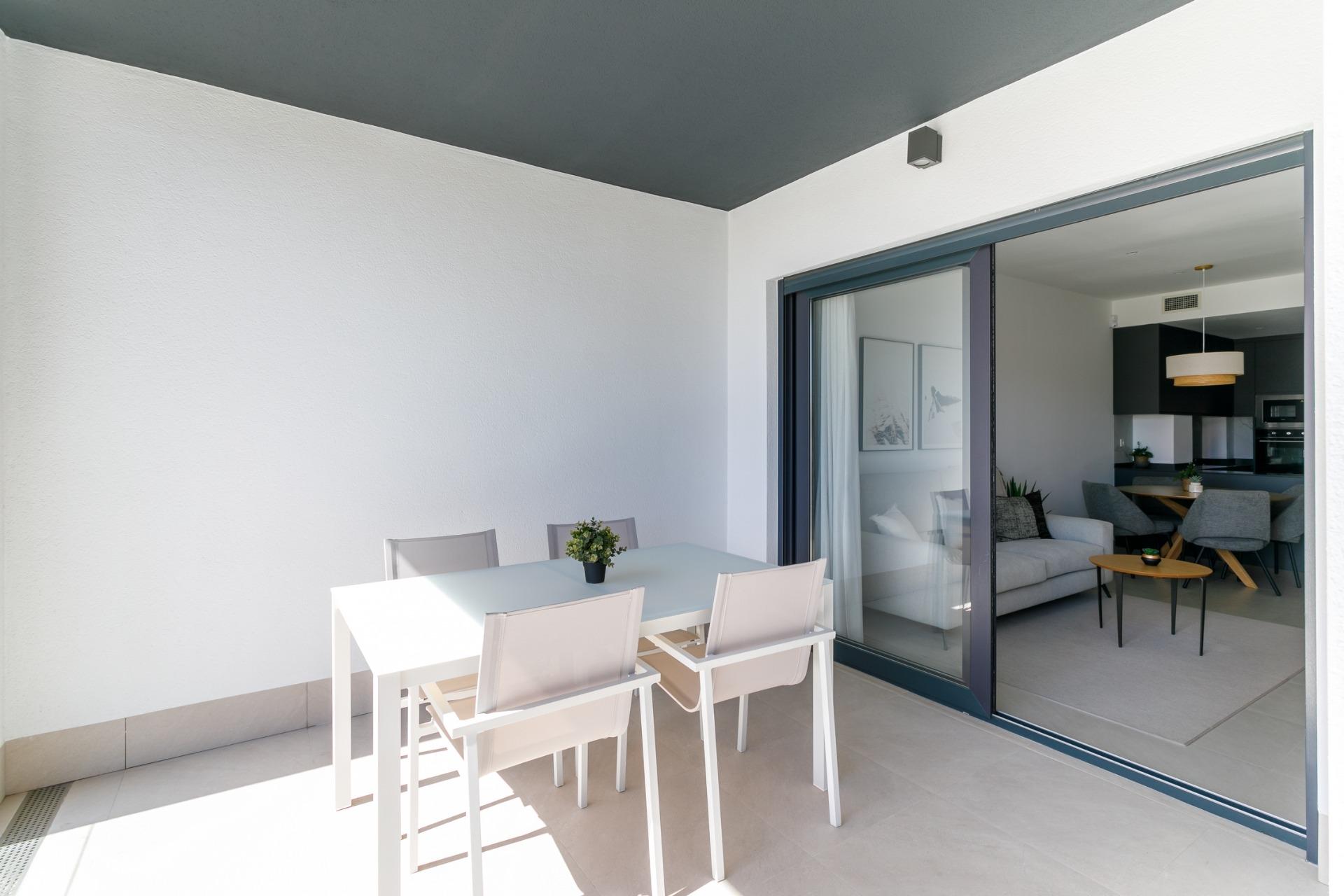 Modern New Build 2 Bedroom Apartment with Sea Views for Sale in Torrevieja – 700m from La Mata Beach