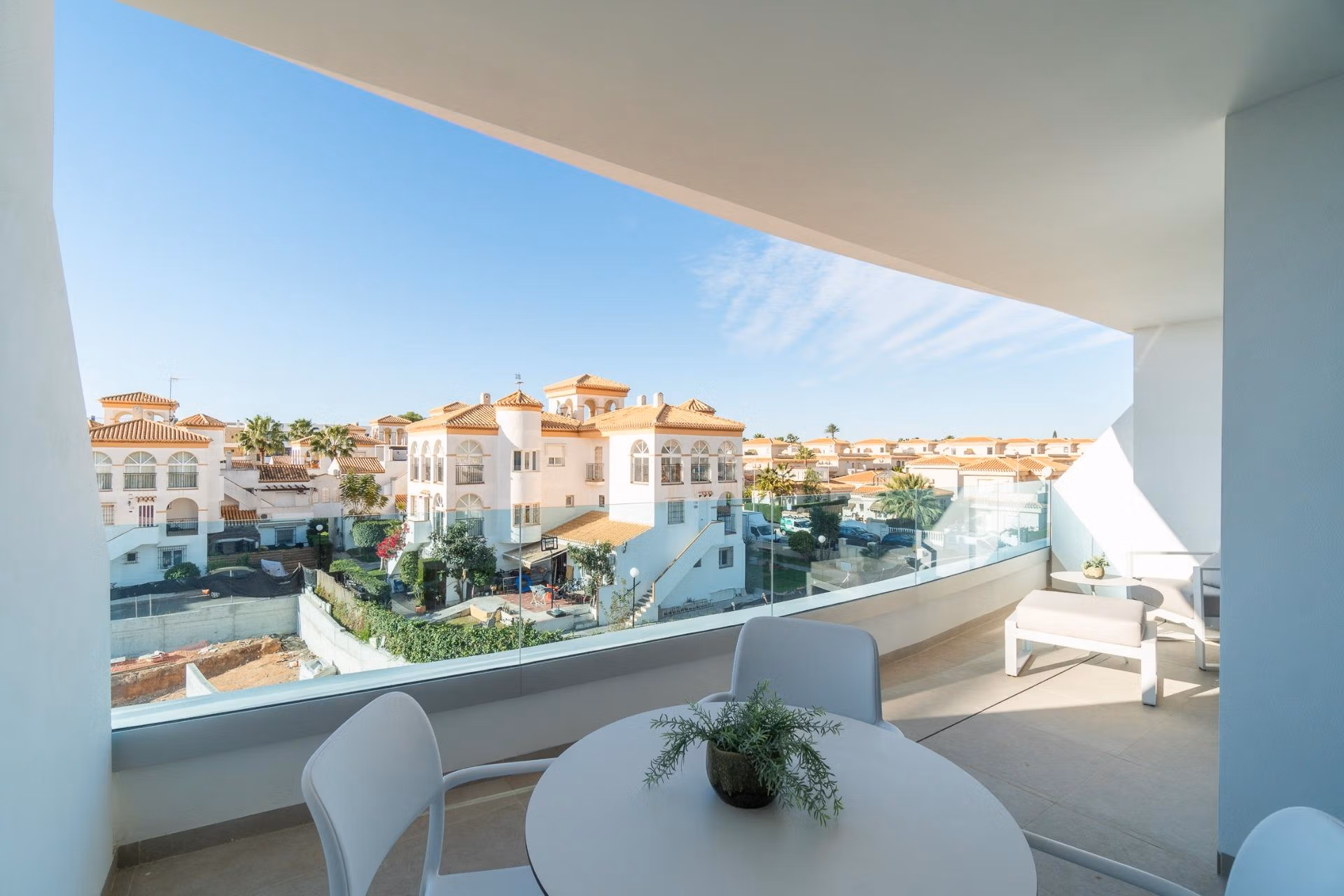 NEW-BUILD-RESIDENTIAL-AT-PLAYA-FLAMENCA-14 Przestronny nowy apartament z 3 sypialniami i wspólnym basenem na sprzedaż w Playa Flamenca, Orihuela Costa