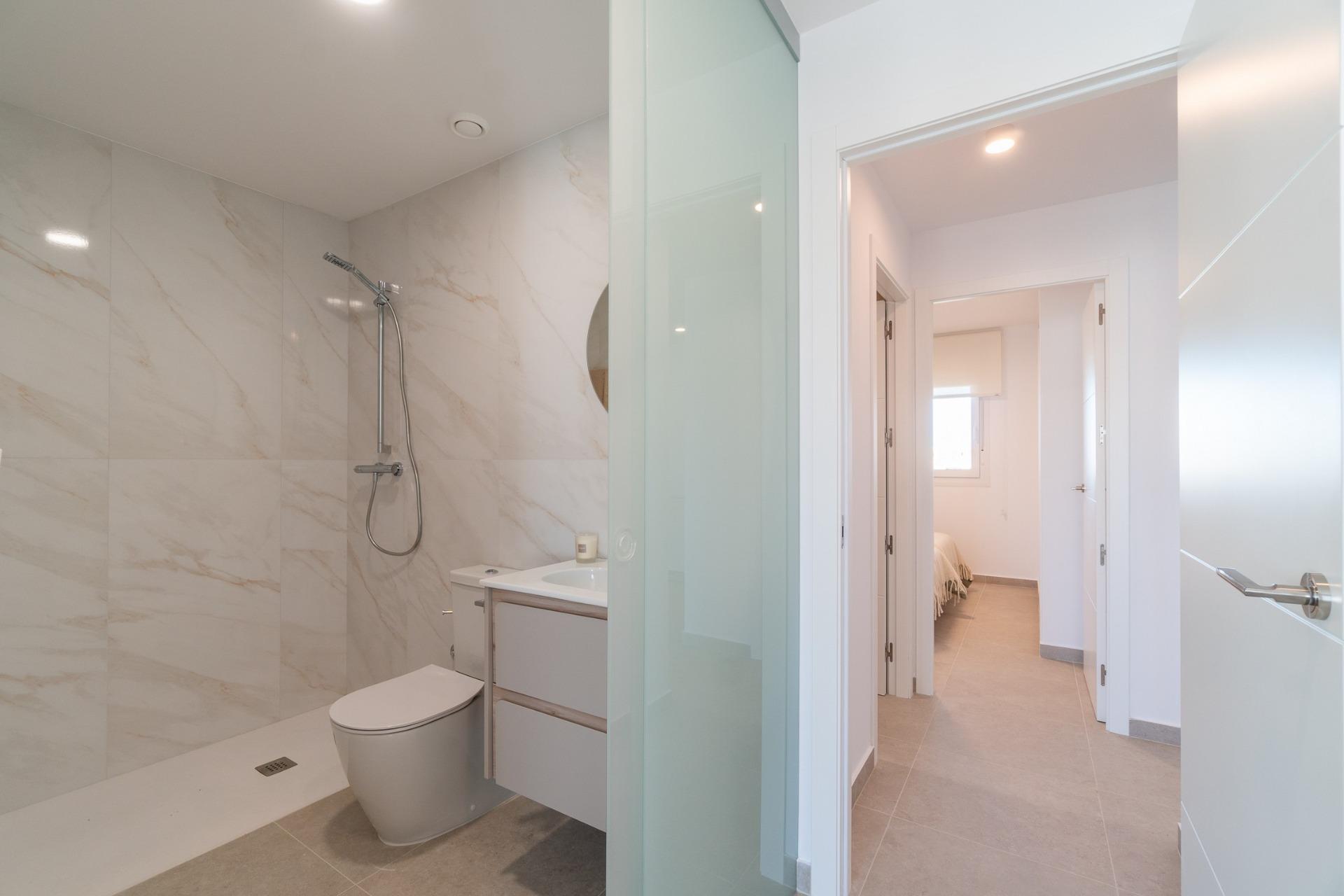 Modern New Build 2 Bedroom Ground Floor Apartment with Garden for Sale in Playa Flamenca, Orihuela Costa