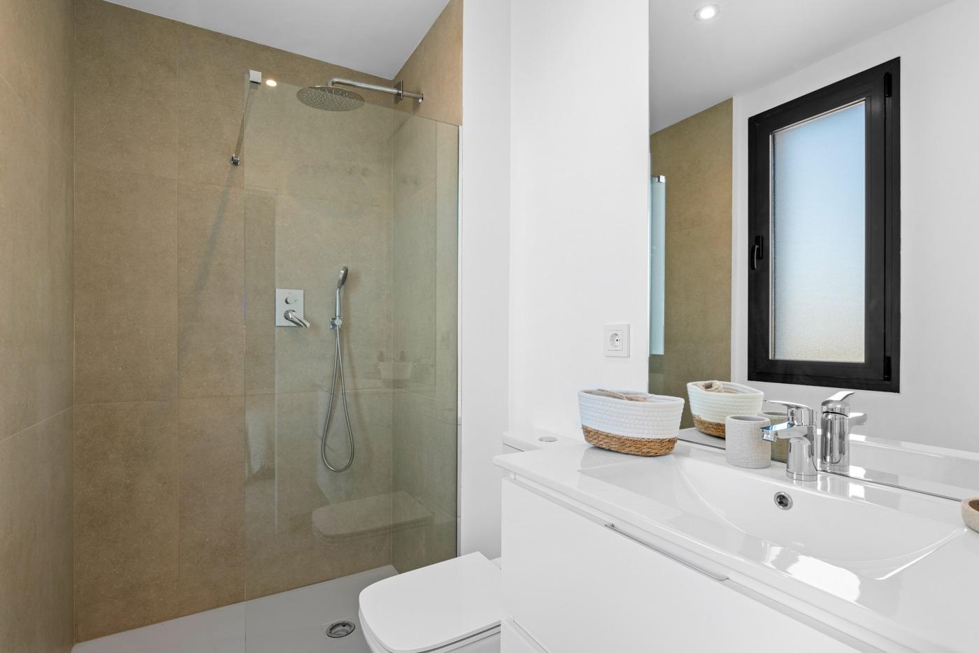 Bright New Build 2 Bedroom Ground Floor Apartment with Garden for Sale in Mar de Cristal