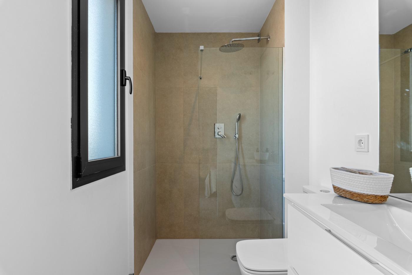 Bright New Build 2 Bedroom Ground Floor Apartment with Garden for Sale in Mar de Cristal
