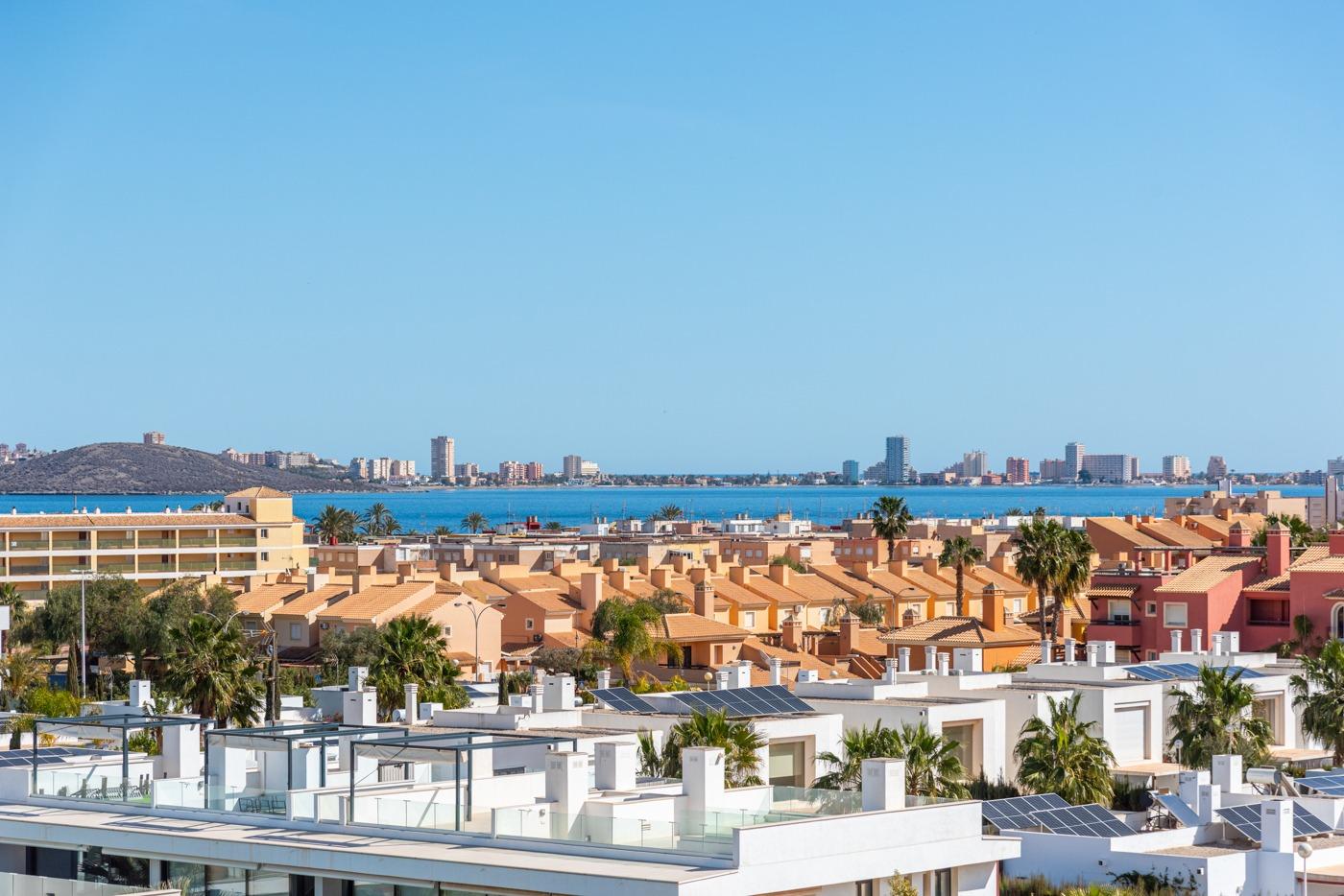 Bright New Build 2 Bedroom Ground Floor Apartment with Garden for Sale in Mar de Cristal