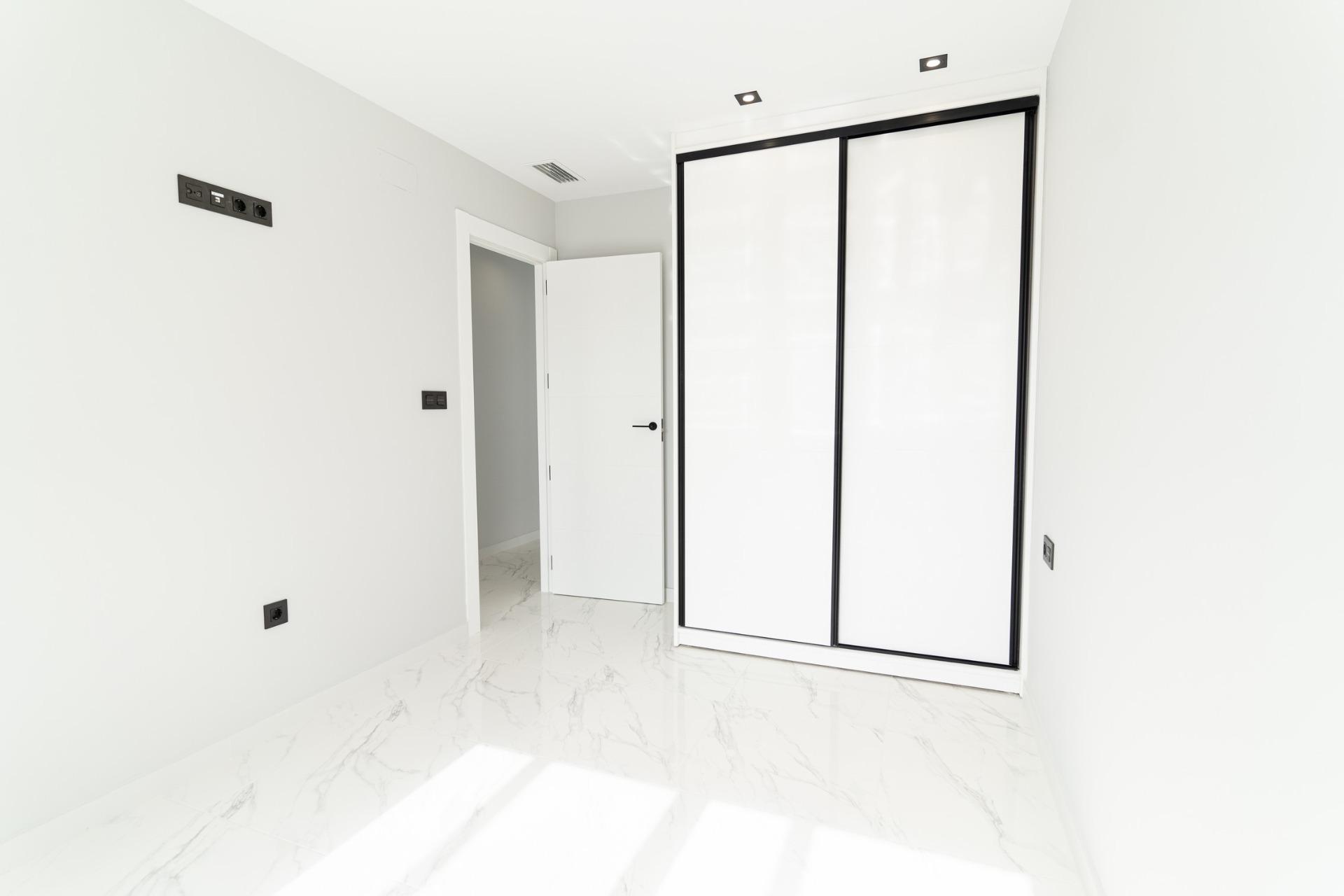 Spacious New Build 4 Bedroom Villa with Private Pool and Solarium for Sale in Punta Prima