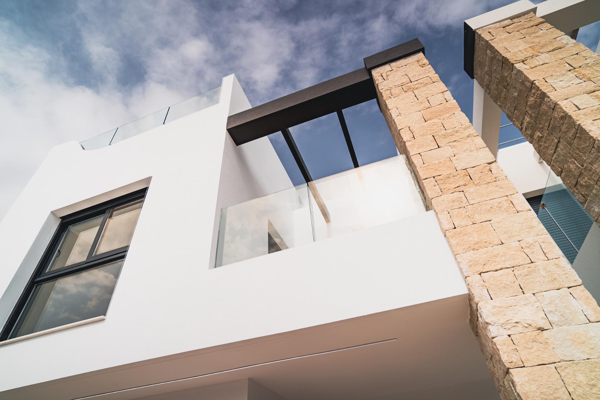 Spacious New Build 4 Bedroom Villa with Private Pool and Solarium for Sale in Punta Prima