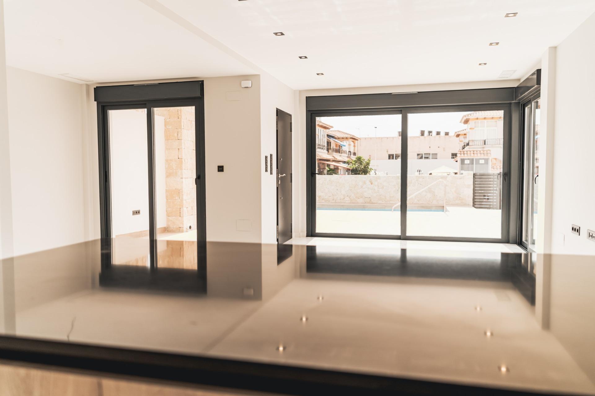 Spacious New Build 4 Bedroom Villa with Private Pool and Solarium for Sale in Punta Prima