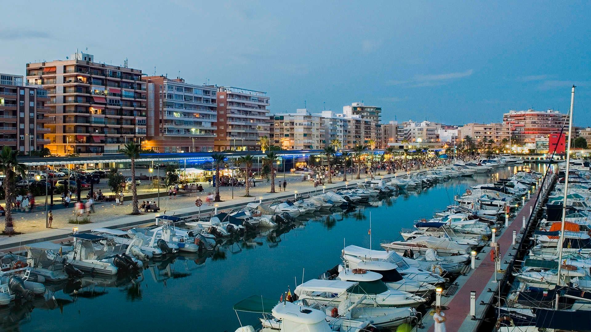 Bright New Build 2 Bedroom Apartment with Terrace for Sale in Santa Pola — 1 km from the Beach