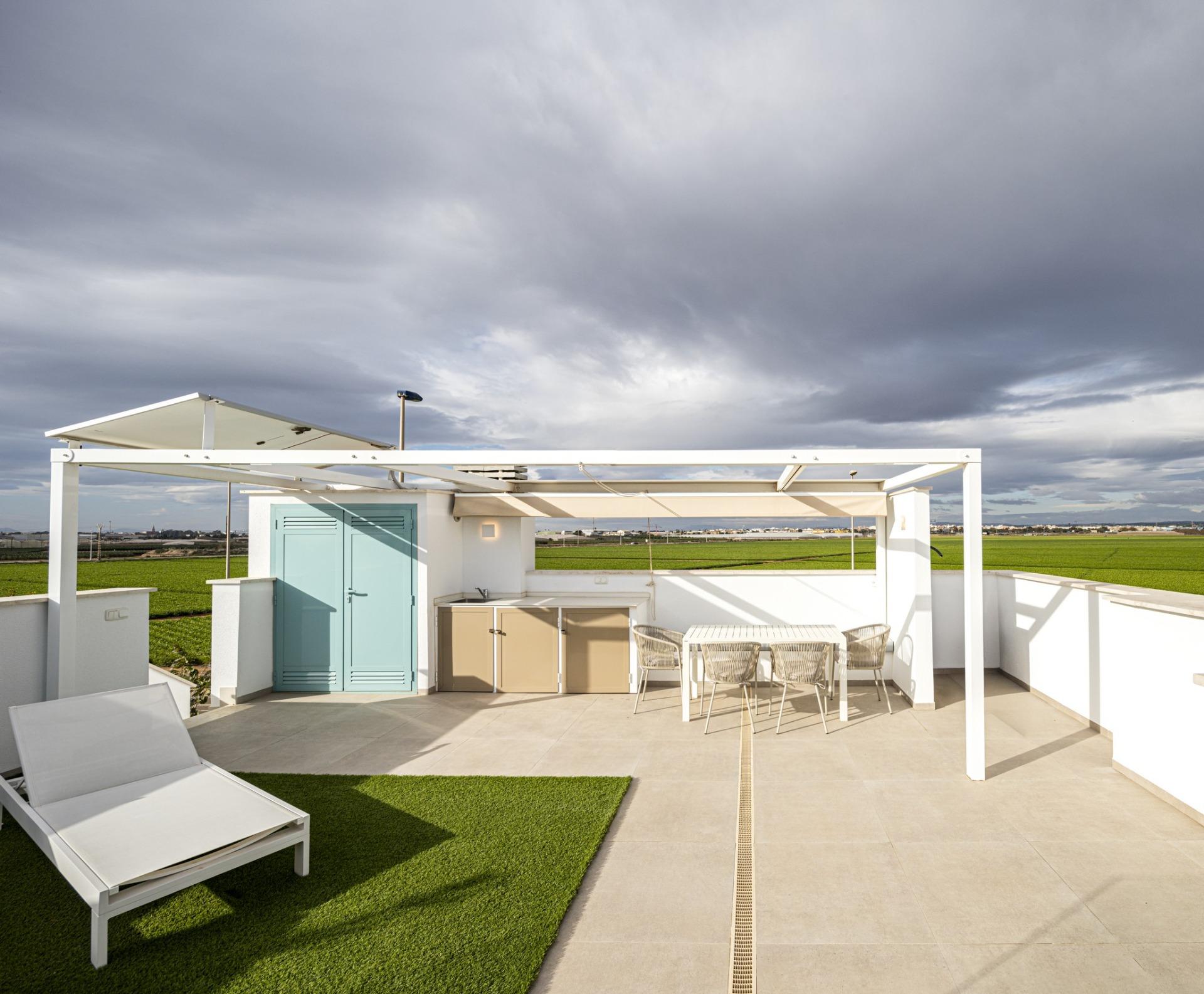 New Build 2 Bedroom Top Floor Apartment with 68 m² Solarium for Sale in Torre de la Horadada