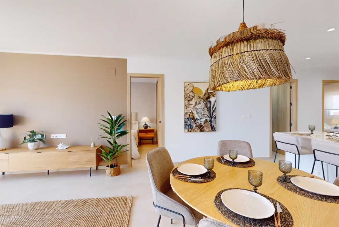 Bright, modern dining area with natural decor in a luminous 3-bedroom penthouse with solarium in El Raso, Guardamar del Segura.
