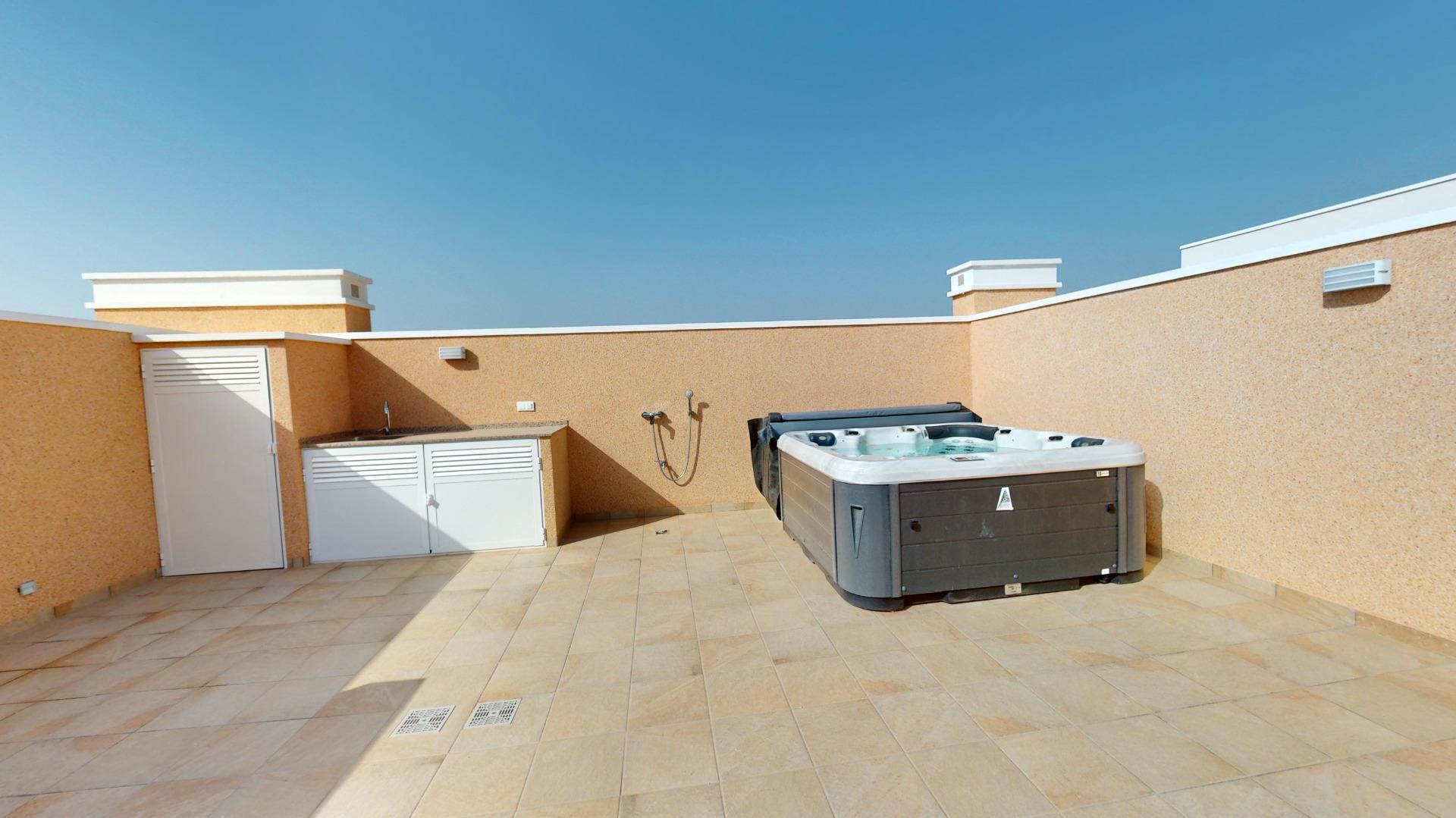 Luminous New Build 3 Bedroom Penthouse with Solarium for Sale in El Raso, Guardamar del Segura