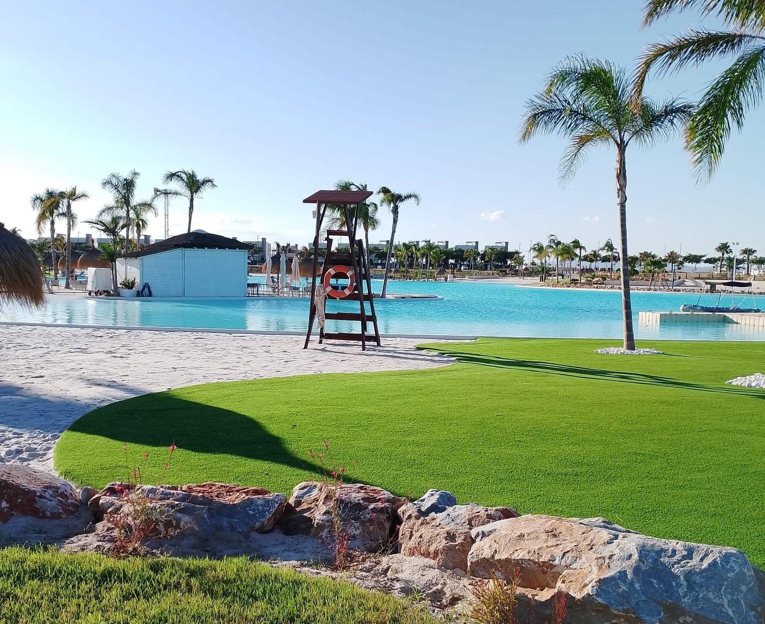 Impressive 3 Bedroom Penthouse with 77 m² Solarium for Sale in Santa Rosalía Lake and Life Resort