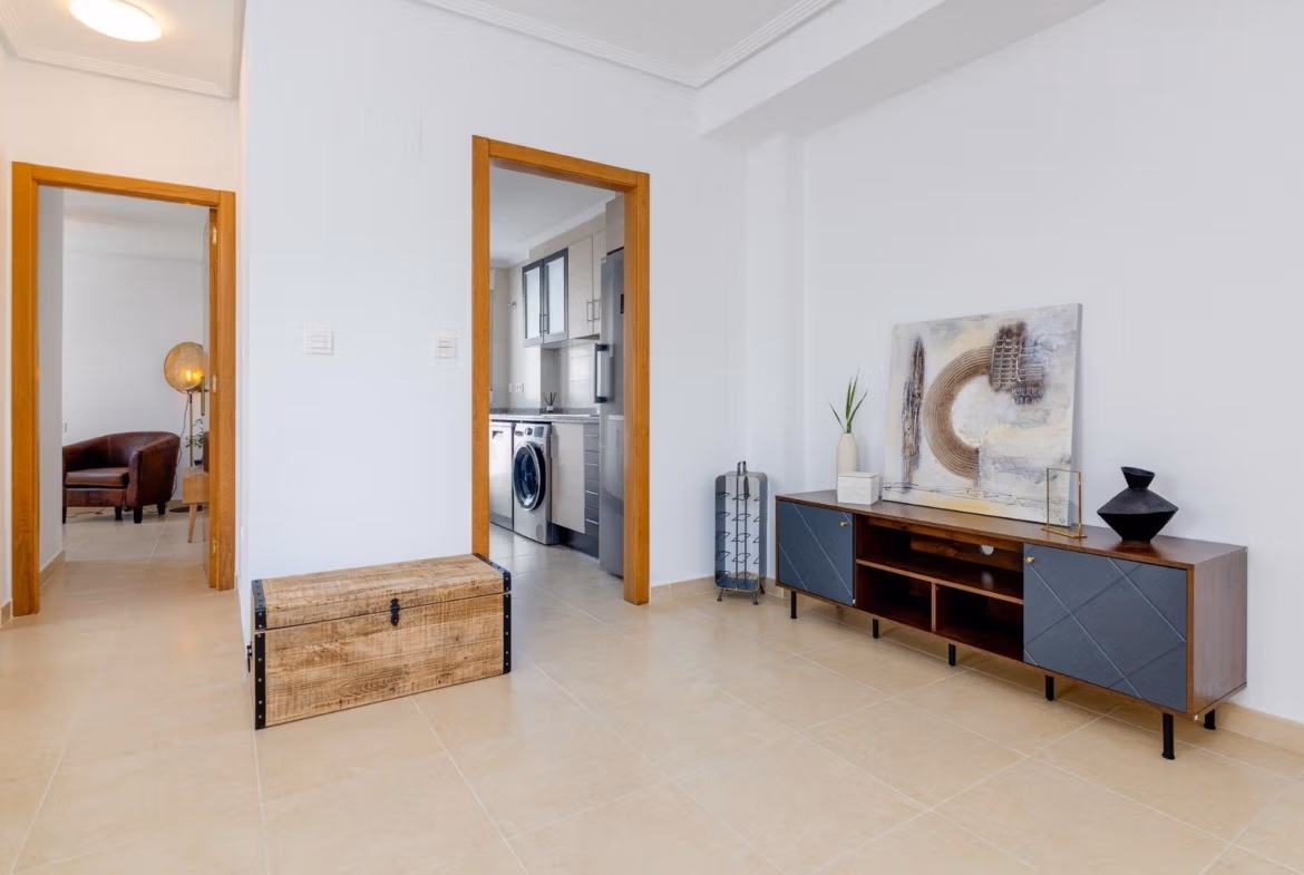 NEW-BUILD-RESIDENTIAL-IN-SAN-FULGENCIO-12 Bright open hallway with modern decor in key ready 2 bedroom semi-detached villa at El Oasis La Marina Urbanisation