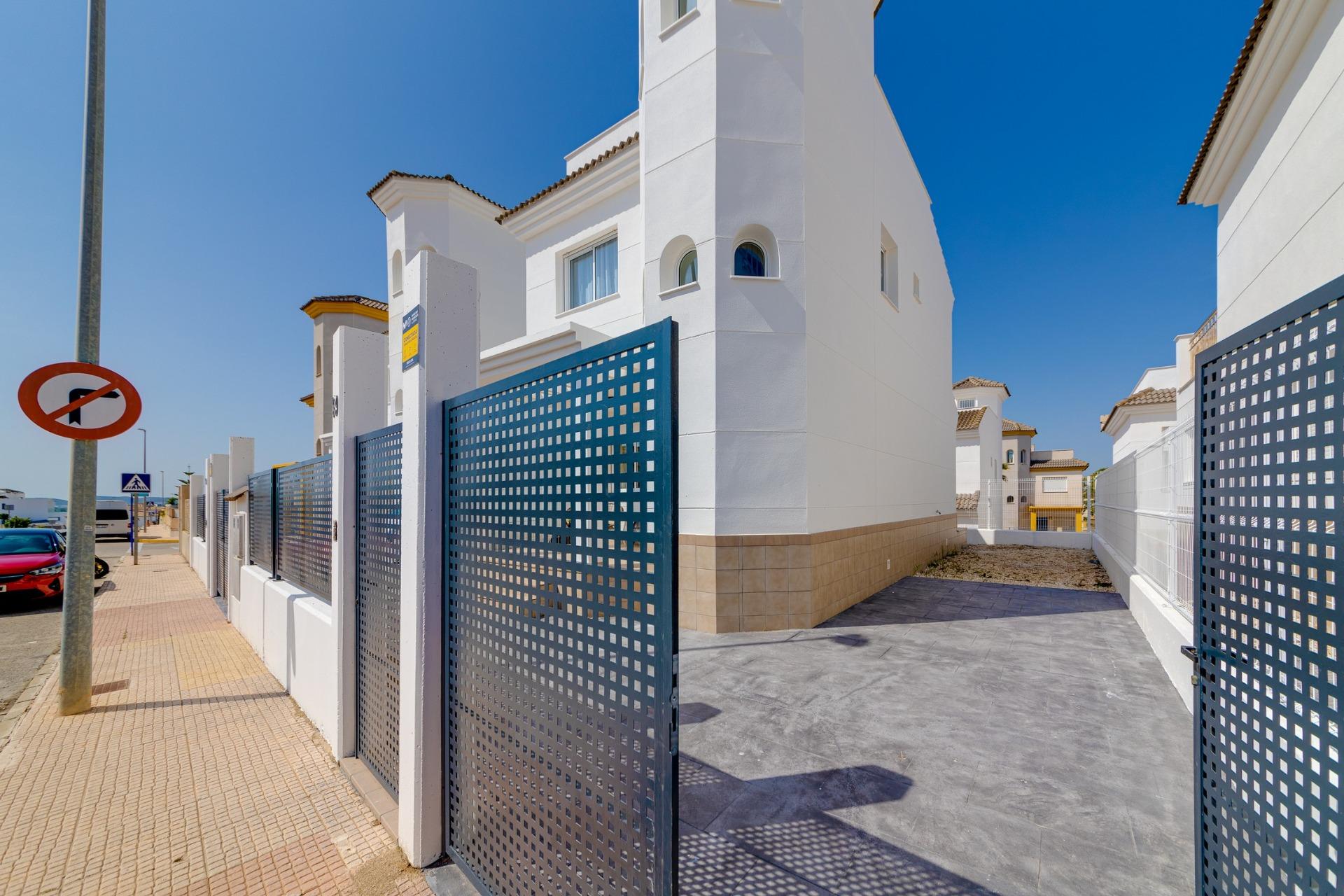 Key Ready 2 Bedroom Semi-Detached Villa for Sale in El Oasis La Marina Urbanisation