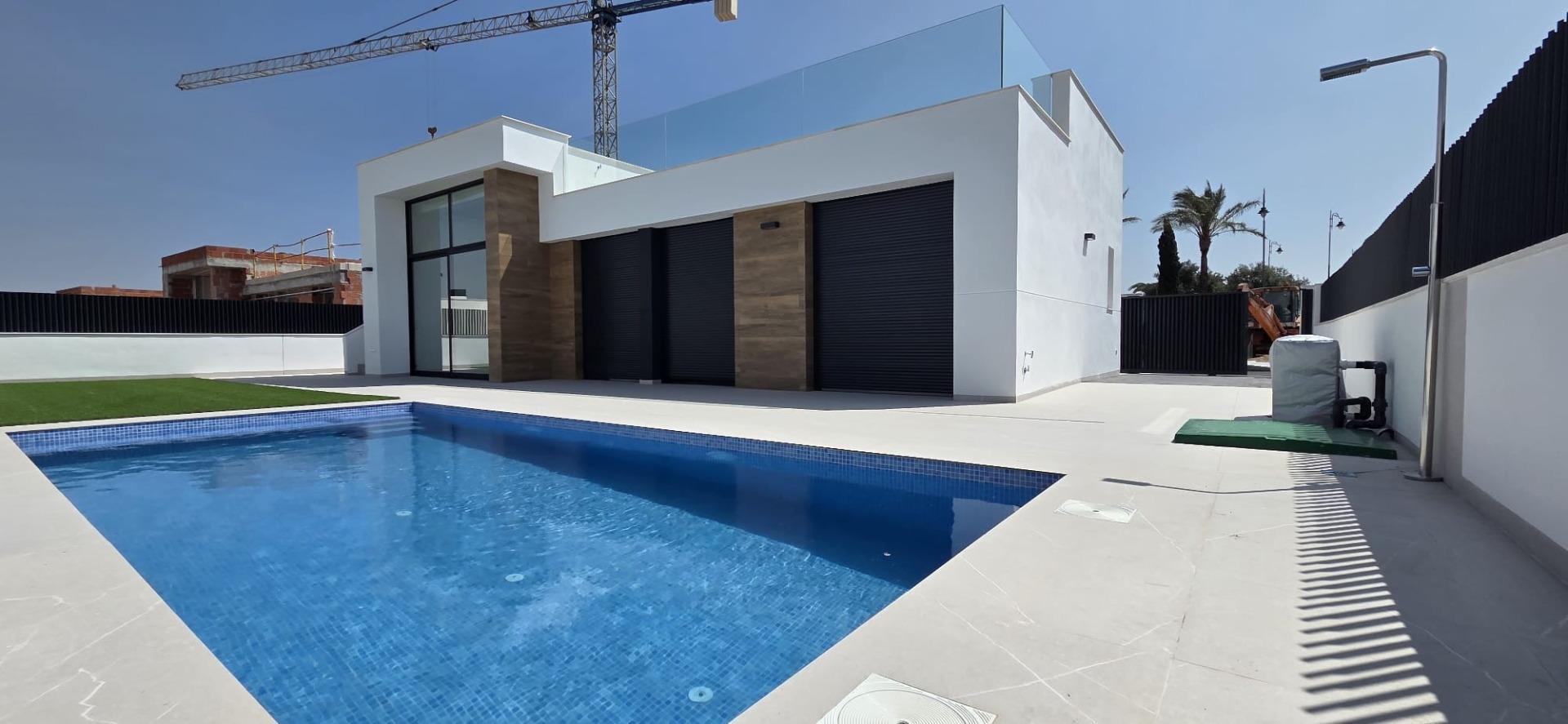 Modern New Build 3 Bedroom Villa with Private Pool and Solarium for Sale in Condado de Alhama Golf Resort
