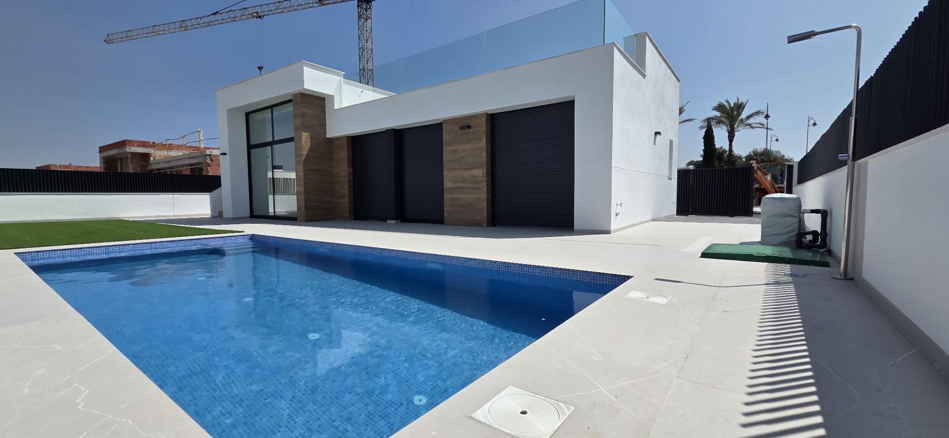 Modern New Build 3 Bedroom Villa with Private Pool and Solarium for Sale in Condado de Alhama Golf Resort