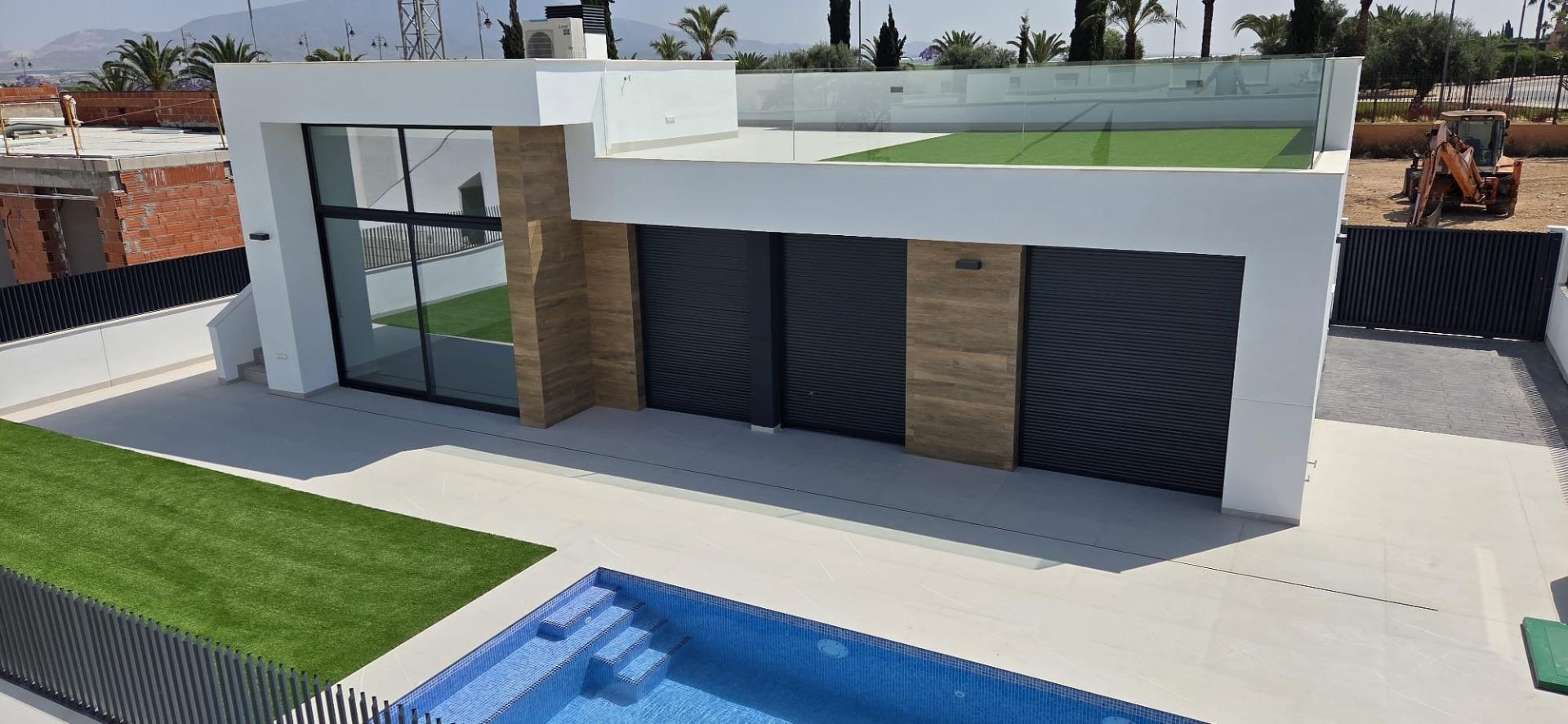 Modern New Build 3 Bedroom Villa with Private Pool and Solarium for Sale in Condado de Alhama Golf Resort