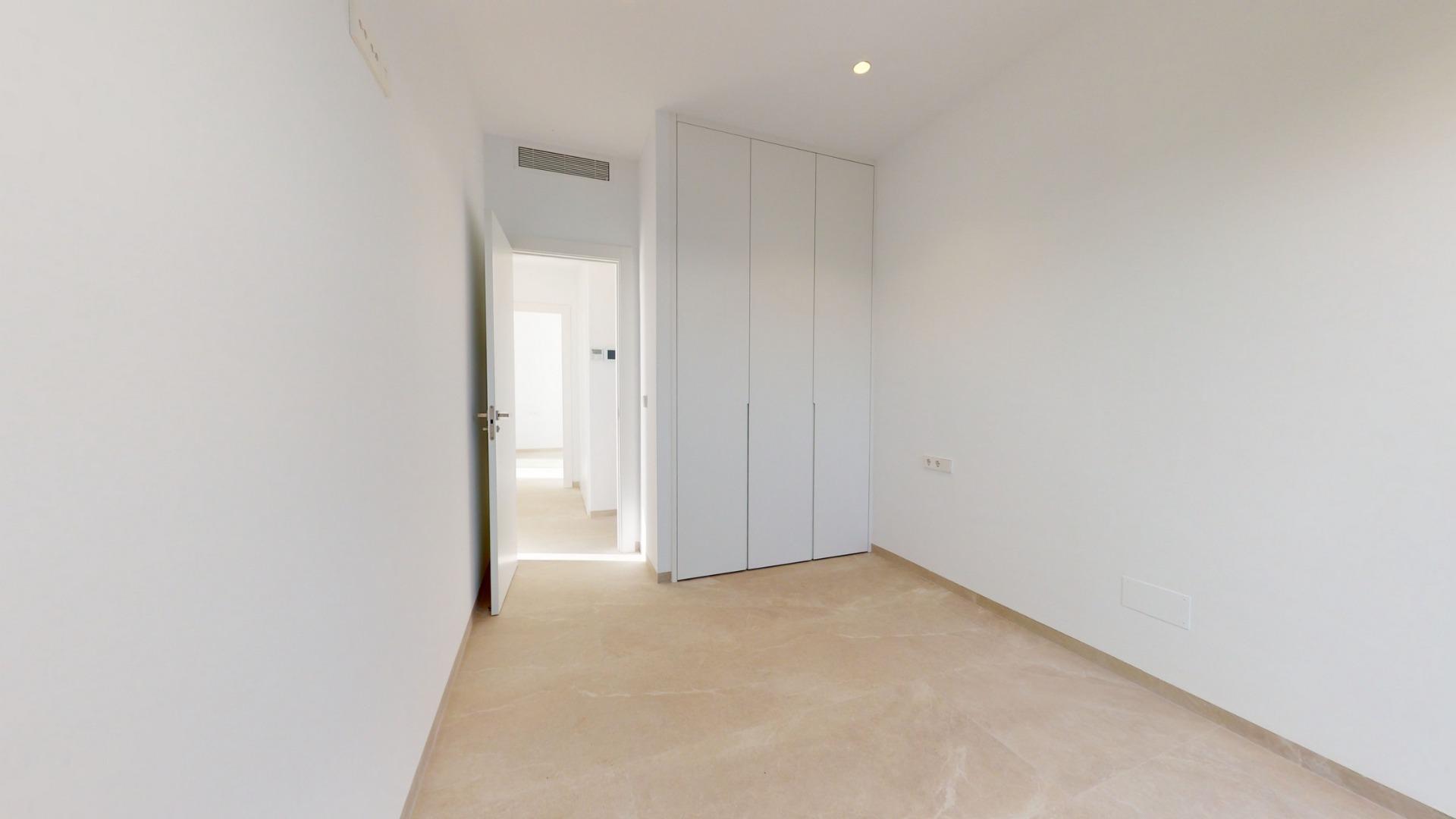 Single-Storey Detached Villa with Private Pool for Sale in Serena Golf, Los Alcázares