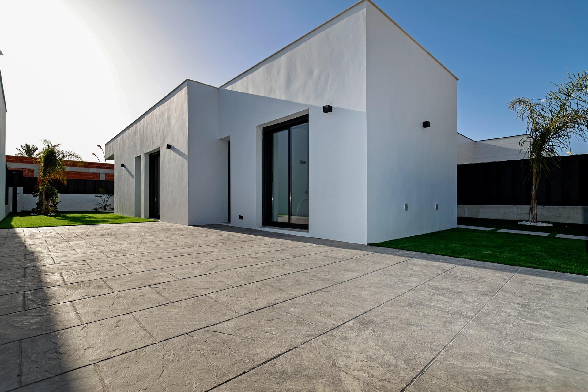 New Build 3 Bedroom Single Storey Villa with Private Pool for Sale in Molina de Segura, Murcia