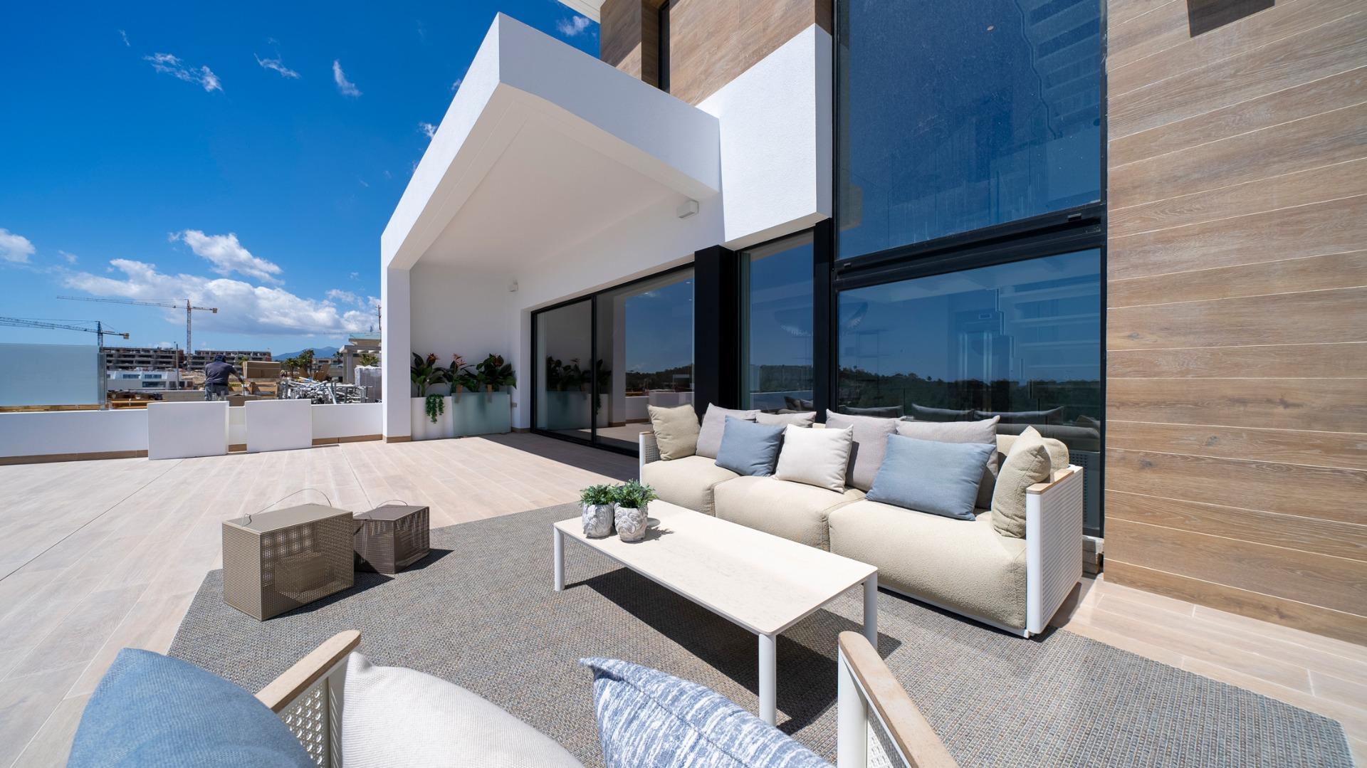 Impressive New Build 4 Bedroom Villa with Guest House and Infinity Pool for Sale in Finestrat, Benidorm