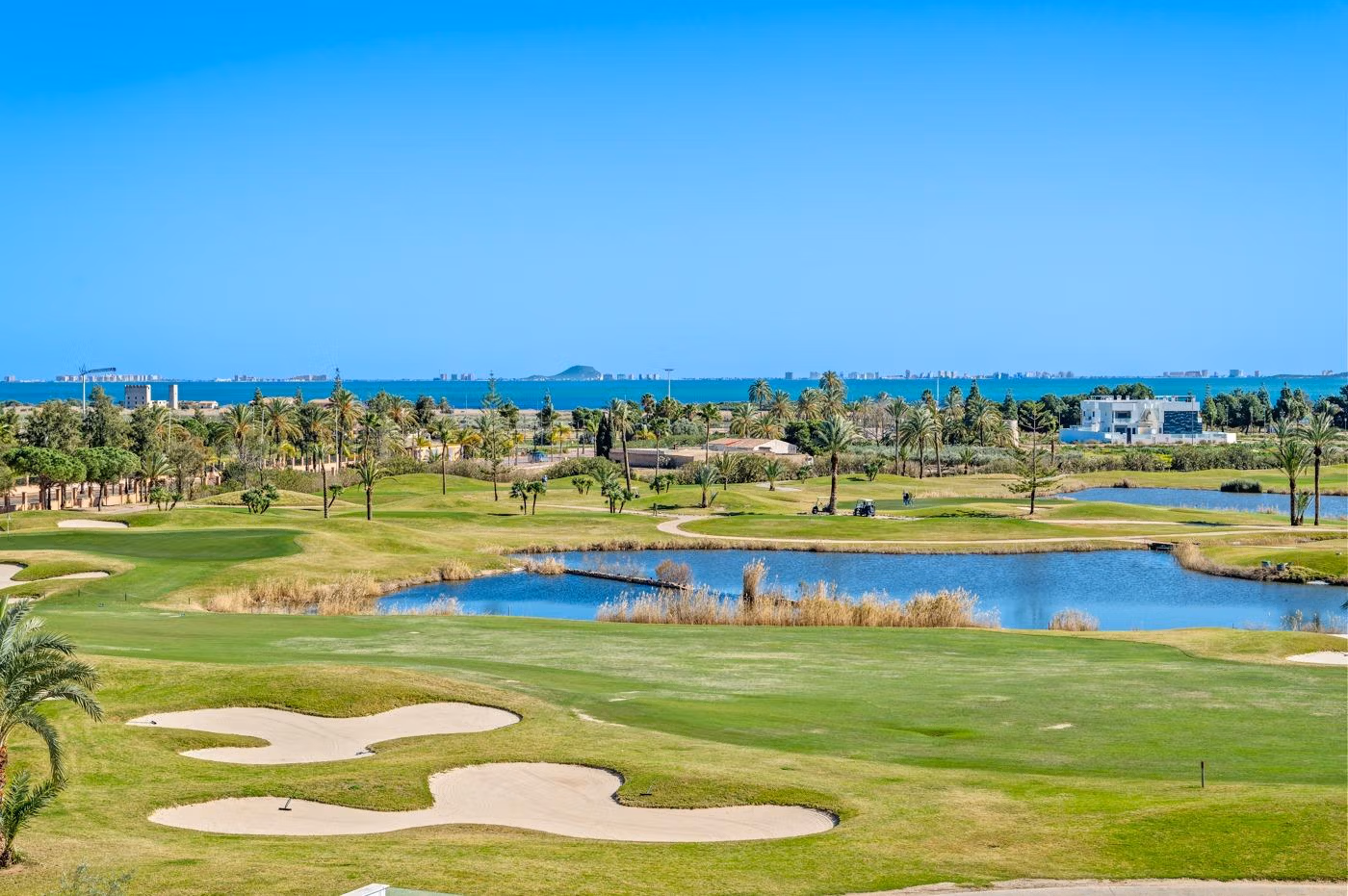 New-Build-Apartments-and-Villas-Frontline-Golf-in-Los-Alcazares-Costa-Calida-2 Licht nieuwbouwappartement met 2 slaapkamers eerstelijns aan Serena Golf in Los Alcazares