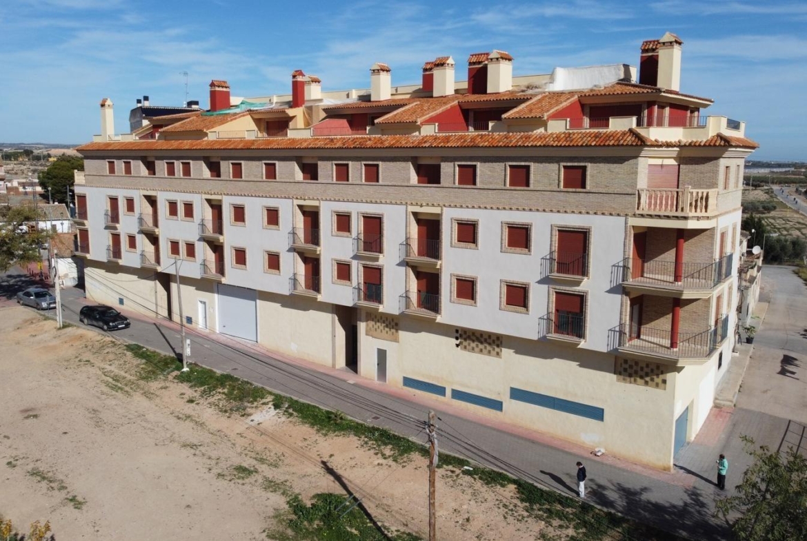 Modern, sunlit new build studio apartment complex with charming balconies and scenic views in Avileses, Murcia.