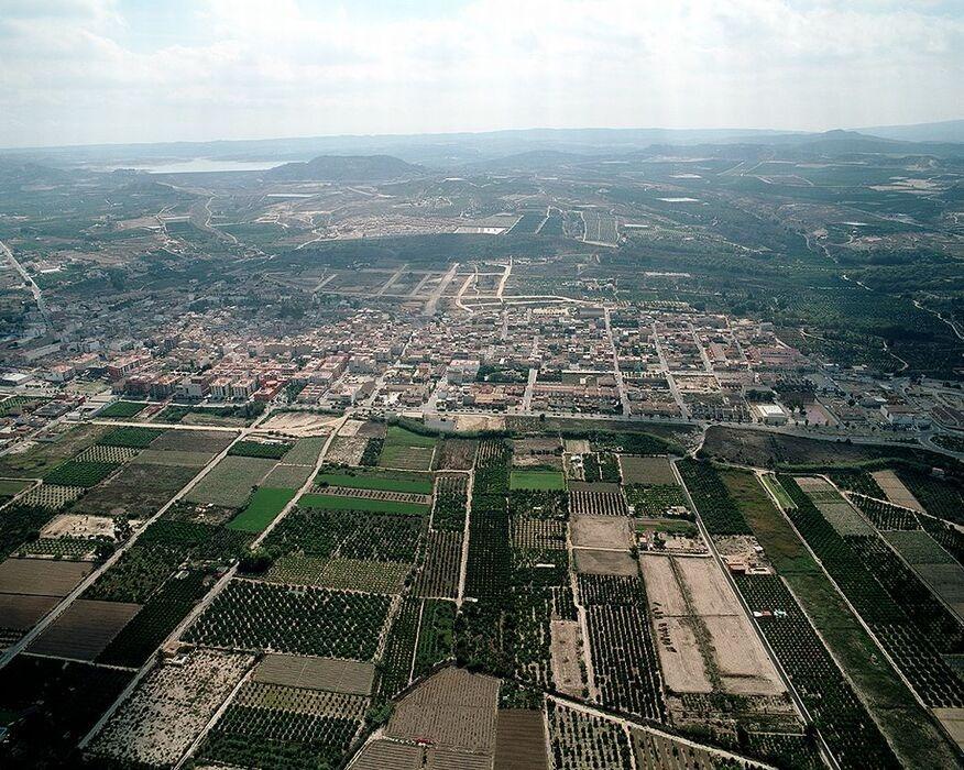 Expansive aerial view of the vibrant Costa Blanca landscape near Bigastro, ideal location for modern new build apartments.