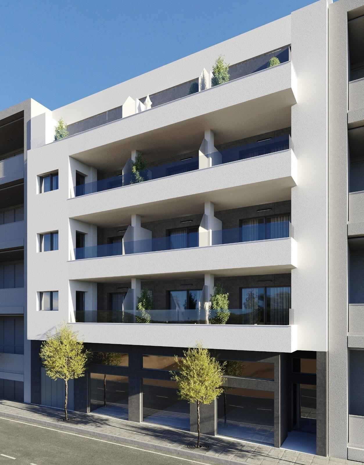 Rymlig nybyggd takvåning med 3 sovrum, solarium och takpool till salu i centrala Torrevieja, 400 m från Playa del Cura