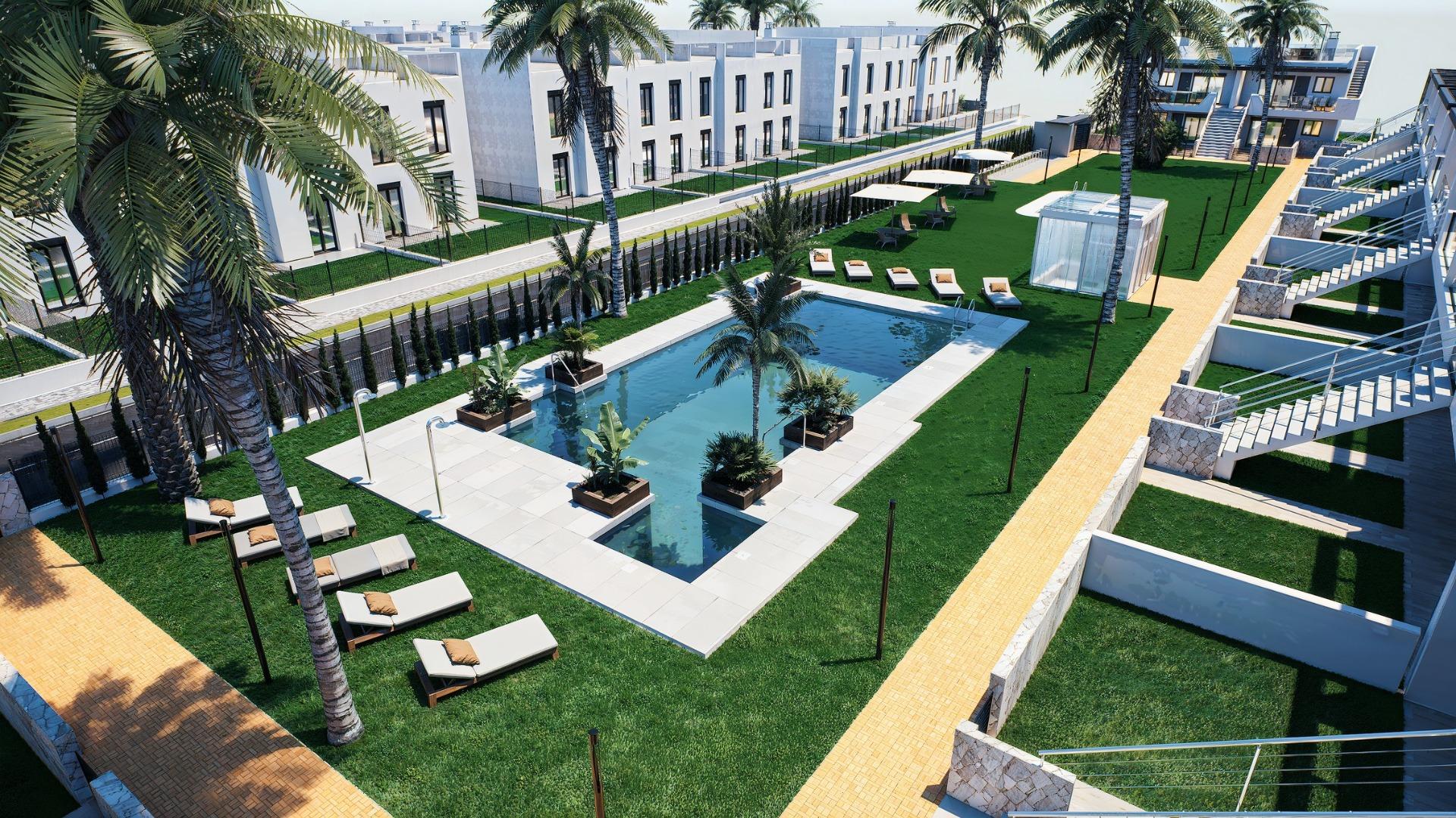 Elevated New Build 3 Bedroom Top Floor Apartment with Private Solarium for Sale in Pilar de la Horadada