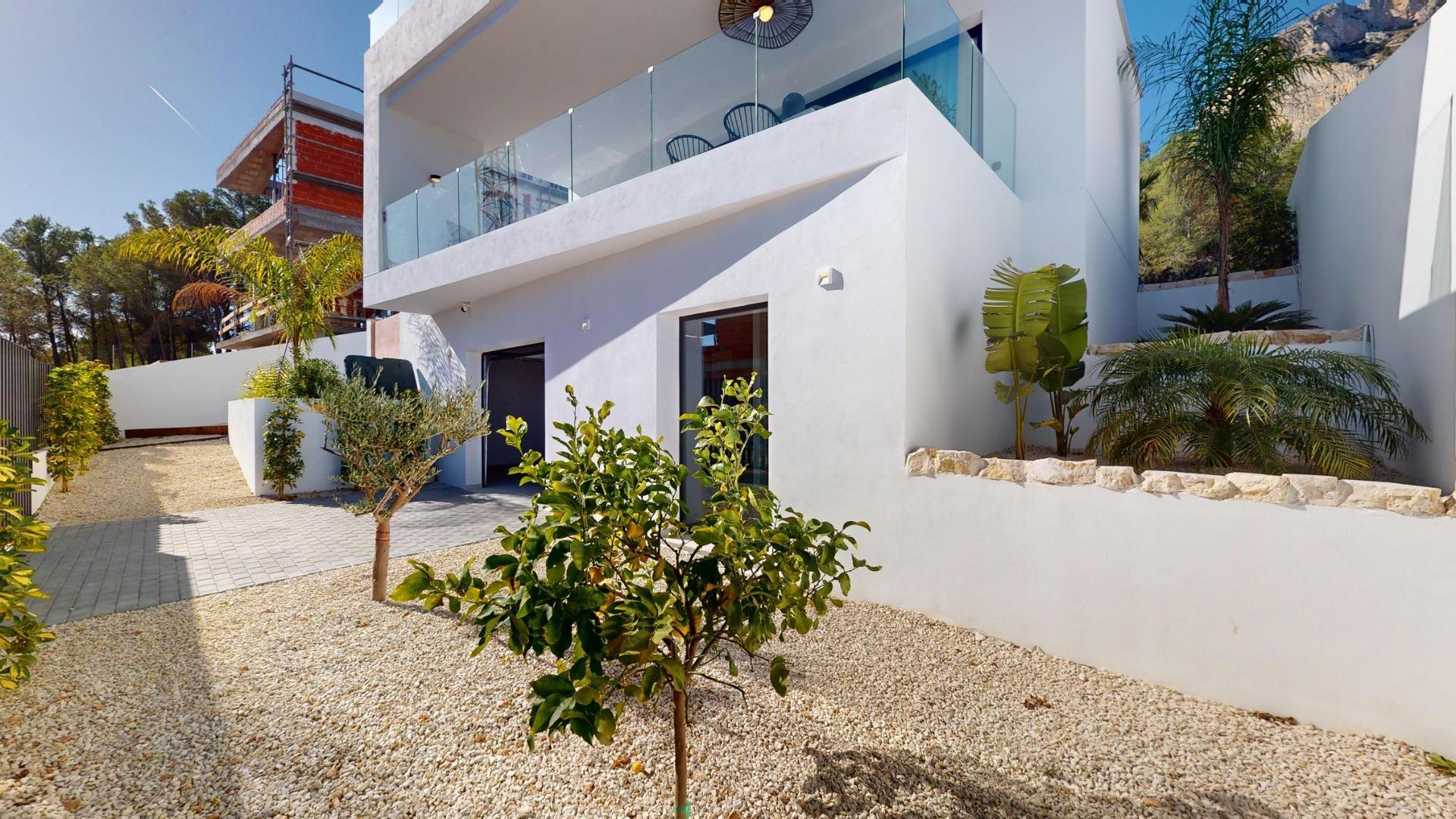 Luxury Key-Ready 3 Bedroom Villa with Private Pool and Panoramic Sea Views for Sale in Polop
