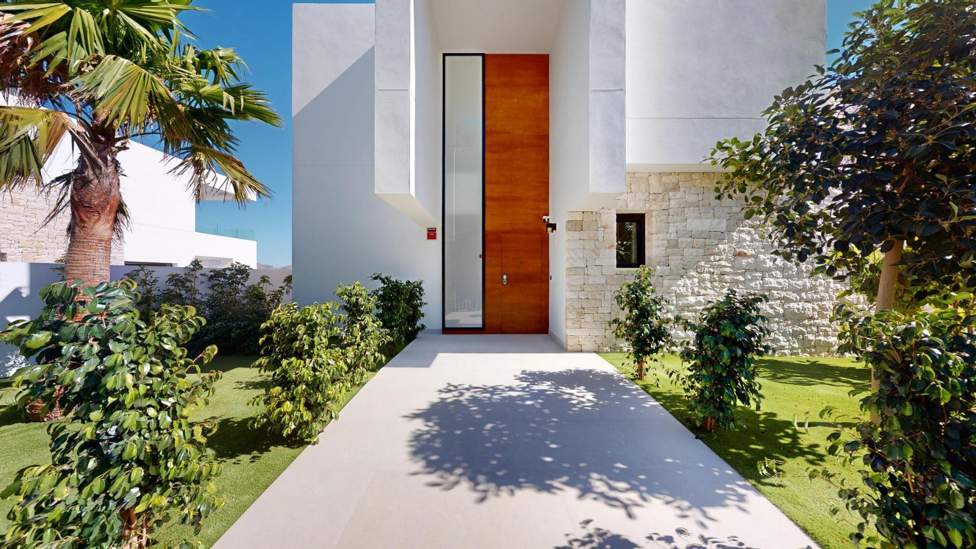 Luxury Key-Ready 3 Bedroom Villa with Private Pool and Panoramic Sea Views for Sale in Polop