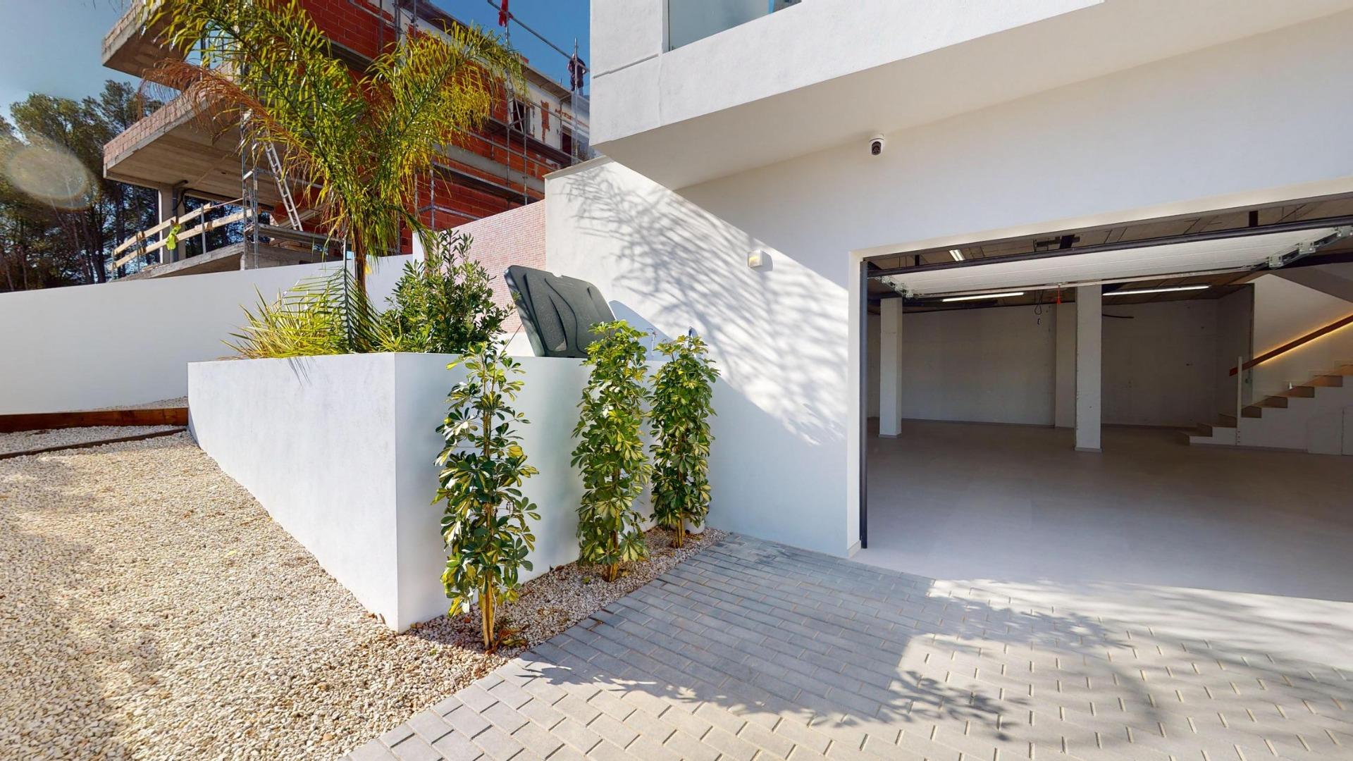 Luxury Key-Ready 3 Bedroom Villa with Private Pool and Panoramic Sea Views for Sale in Polop