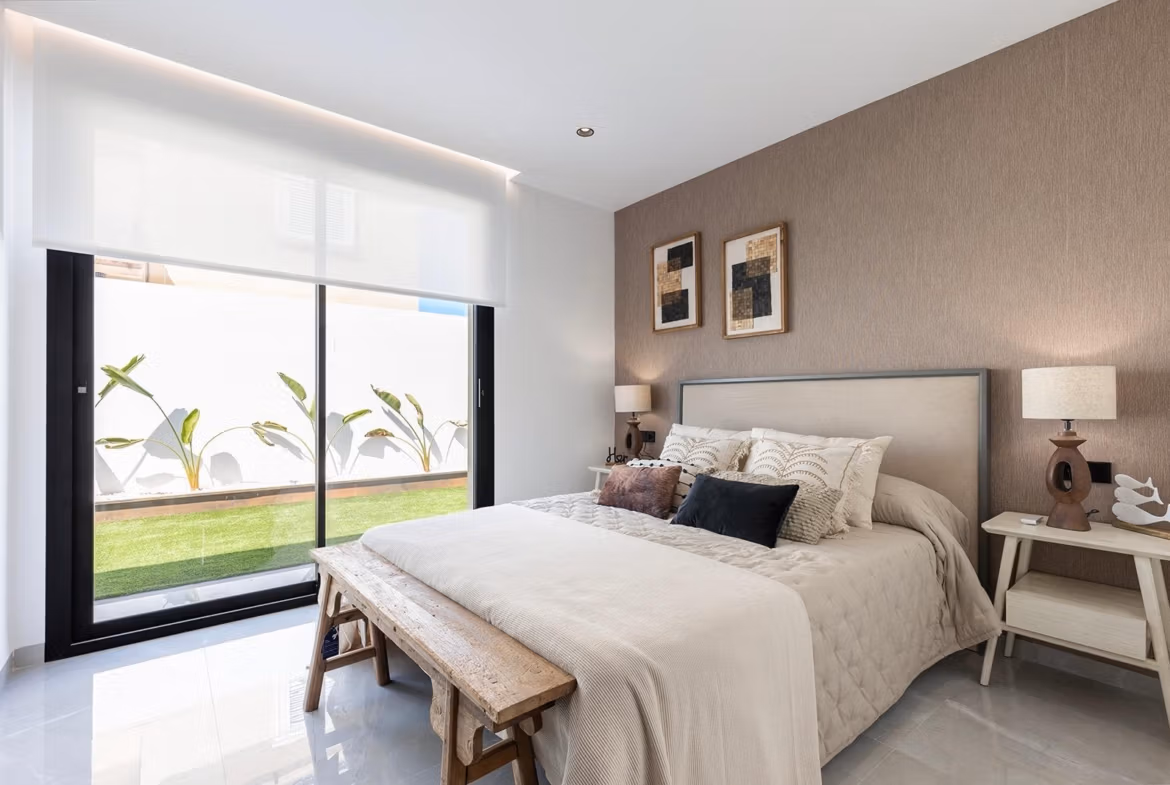 Bright and elegant bedroom in key-ready single-storey villa with private garden in Los Balcones, Torrevieja.