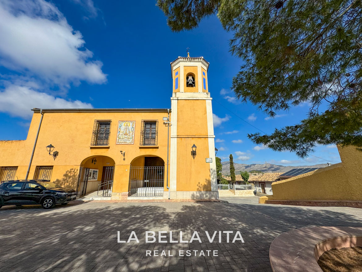 New Build Properties with basement for sale in Hondon de las Nieves, Alicante-30 Key-Ready New Build 3 Bedroom Villa with Basement and Private Pool for Sale in Hondón de las Nieves