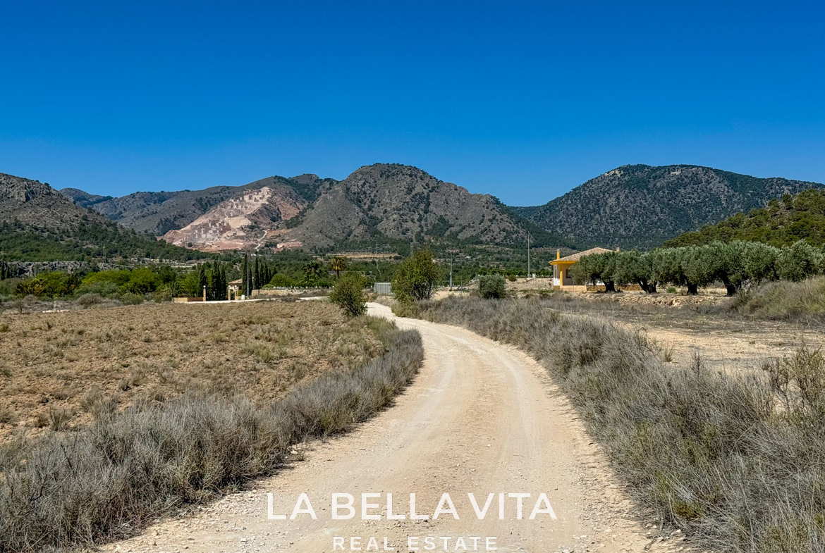 New Build Properties with basement for sale in Hondon de las Nieves, Alicante-33