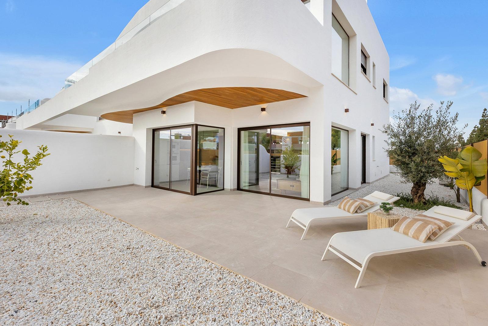New-Build-Residential-Complex-Near-Serena-Golf-and-the-Mar-Menor-in-Los-Alcazares-16 Nowy nowoczesny bungalow parterowy z 3 sypialniami i ogrodem na sprzedaż w Los Alcazares