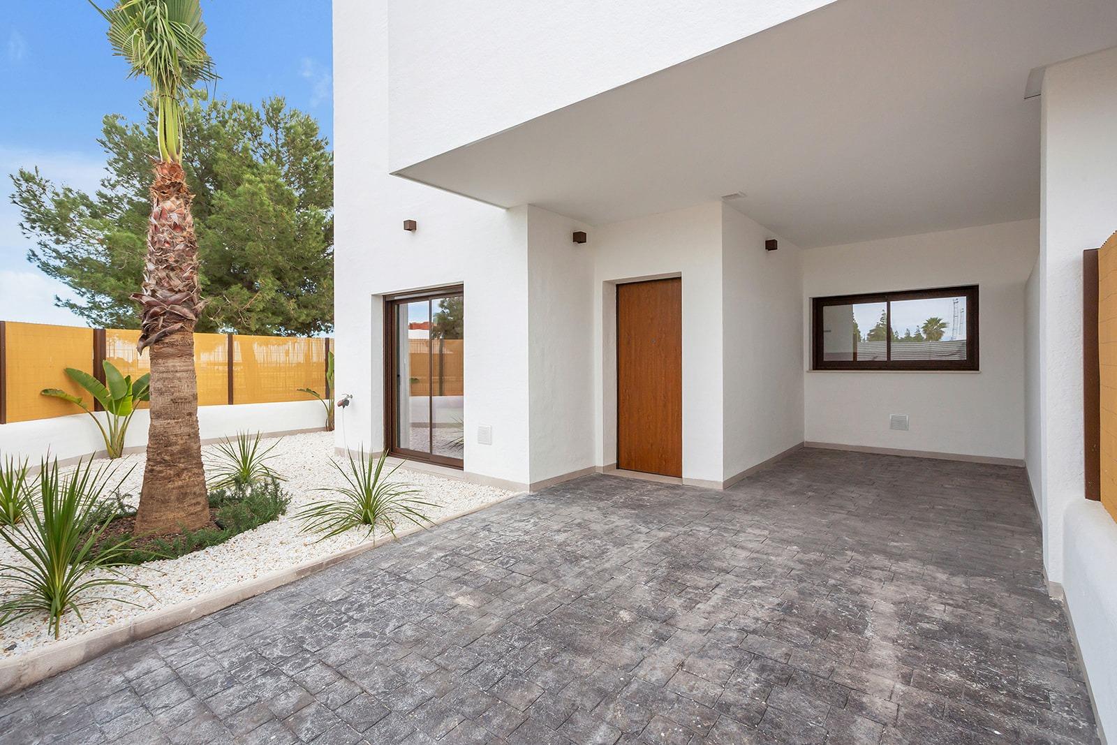New-Build-Residential-Complex-Near-Serena-Golf-and-the-Mar-Menor-in-Los-Alcazares-39 Nowy nowoczesny bungalow parterowy z 3 sypialniami i ogrodem na sprzedaż w Los Alcazares