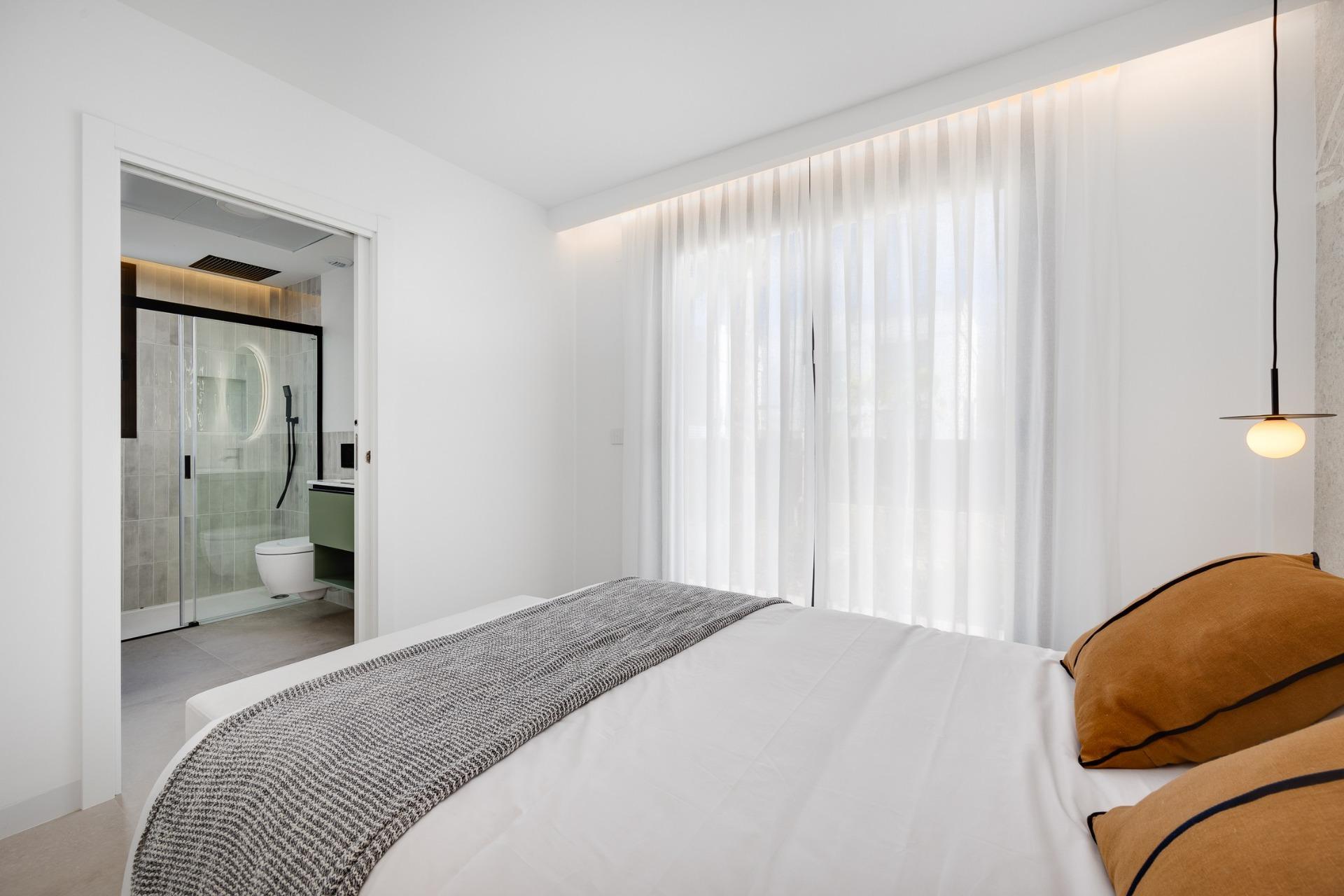 Nybyggd enplansvilla med privat pool till salu i Mutxamel, Costa Blanca
