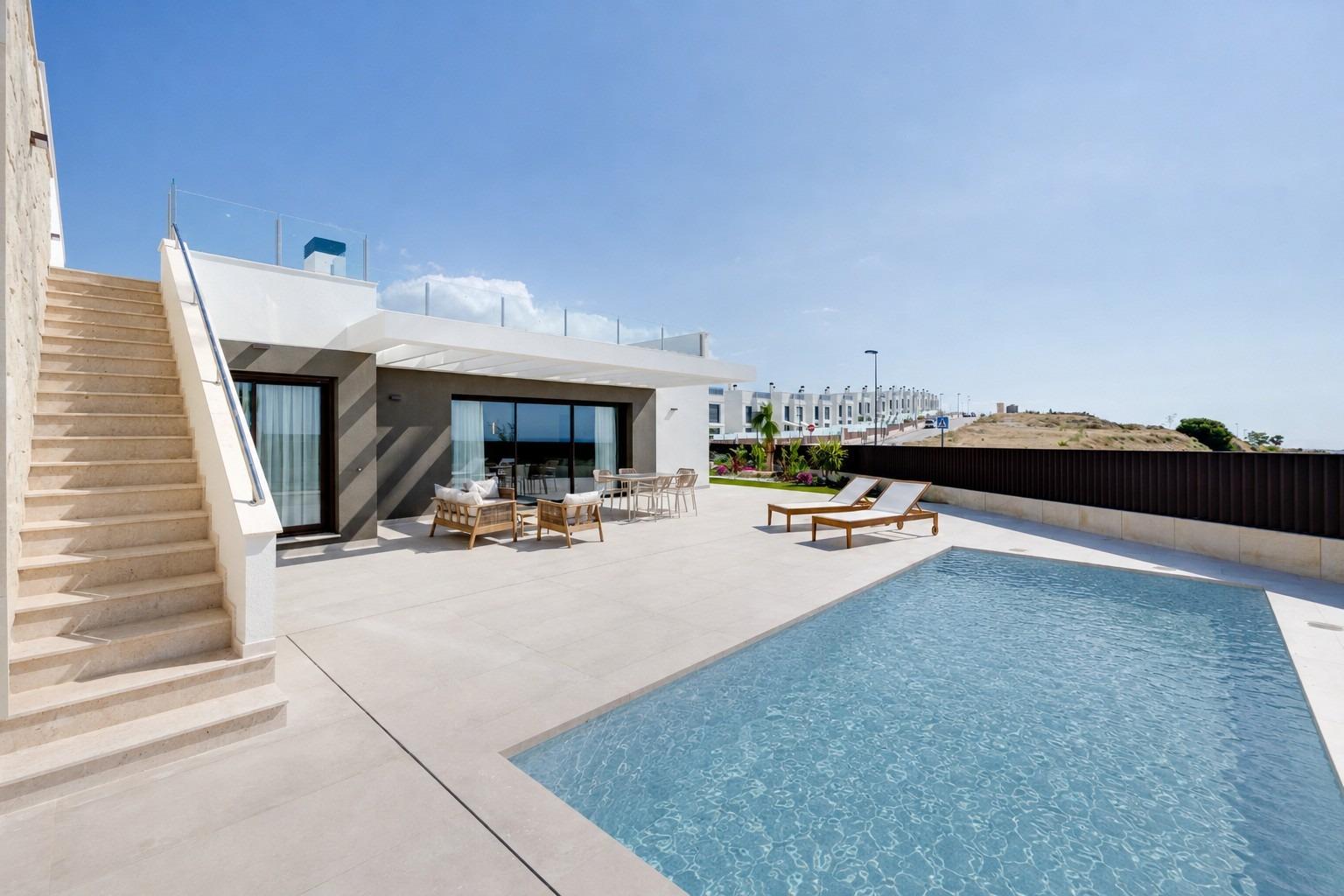 Nybyggd enplansvilla med privat pool till salu i Mutxamel, Costa Blanca