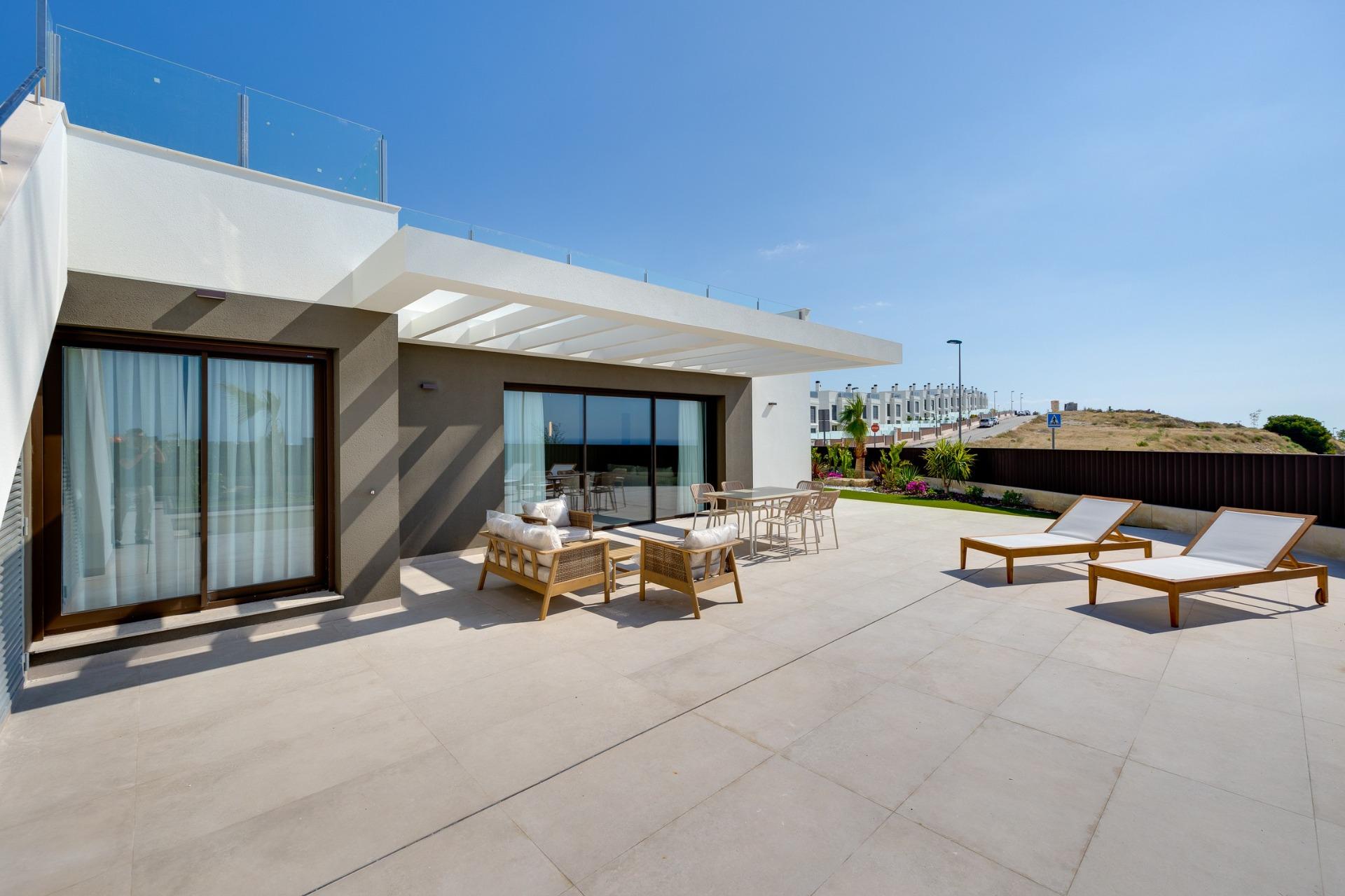 Nybyggd enplansvilla med privat pool till salu i Mutxamel, Costa Blanca