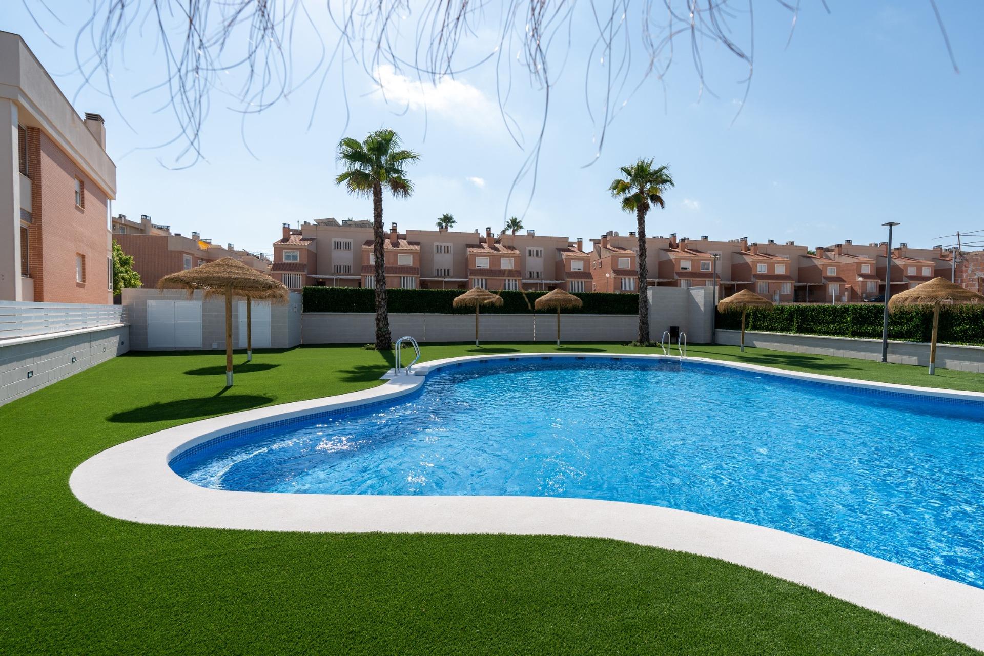 Modern New Build 3 Bedroom Quad Villa with Private Garden for Sale in Gran Alacant – 3 km from Carabassí Beach