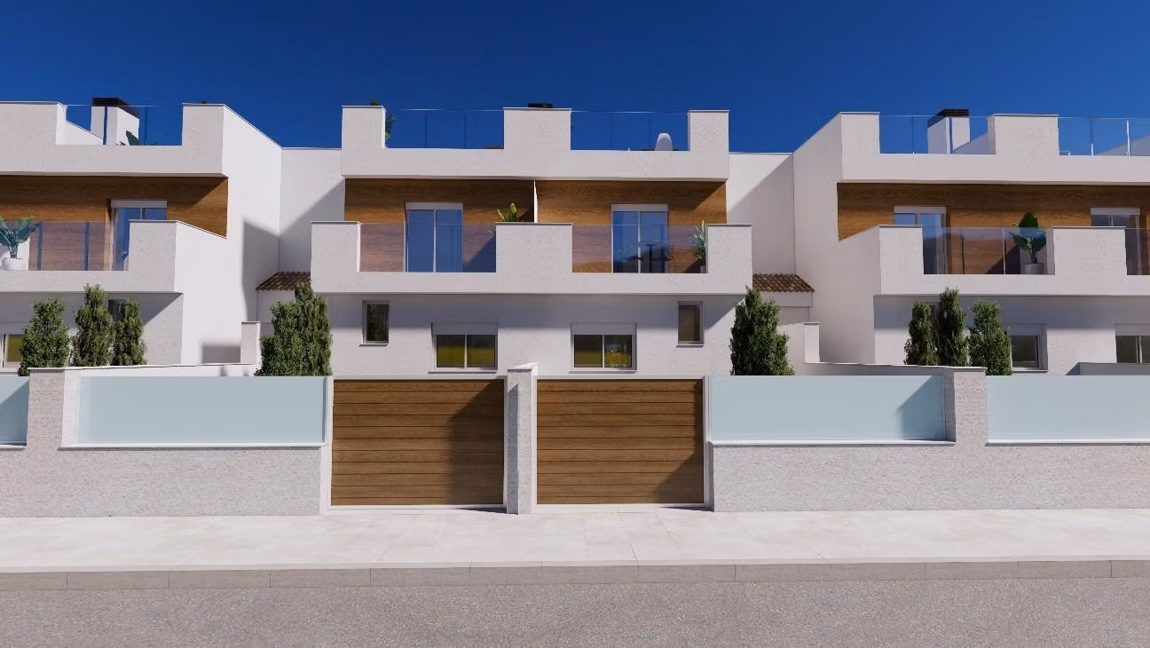 New-Build-Townhouses-on-the-Frontline-of-La-Serena-Golf-in-Los-Alcazares-16 Affordable Новостроящ се 3 спални таунхаус с частен басейн on Frontline La Serena Golf за продажба в Los Alcázares