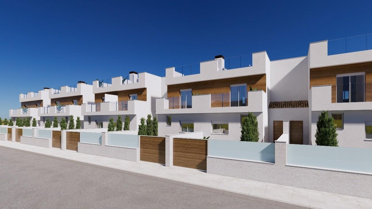 New-Build-Townhouses-on-the-Frontline-of-La-Serena-Golf-in-Los-Alcazares-18 Affordable New Build 3 Bedroom Townhouse with Private Pool on Frontline La Serena Golf for Sale in Los Alcázares