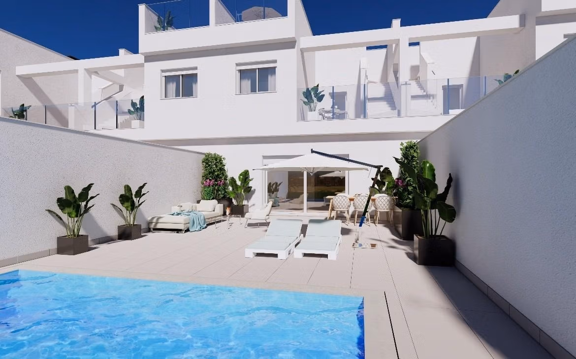 New-Build-Townhouses-on-the-Frontline-of-La-Serena-Golf-in-Los-Alcazares-19