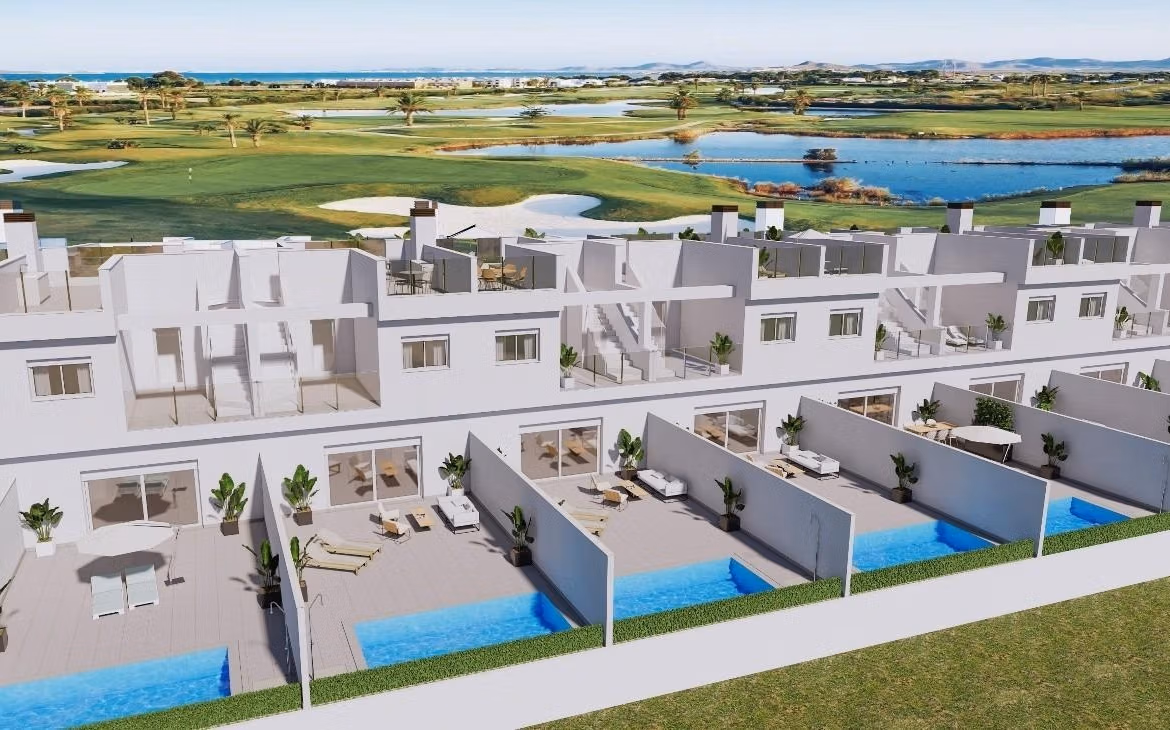 New-Build-Townhouses-on-the-Frontline-of-La-Serena-Golf-in-Los-Alcazares-21